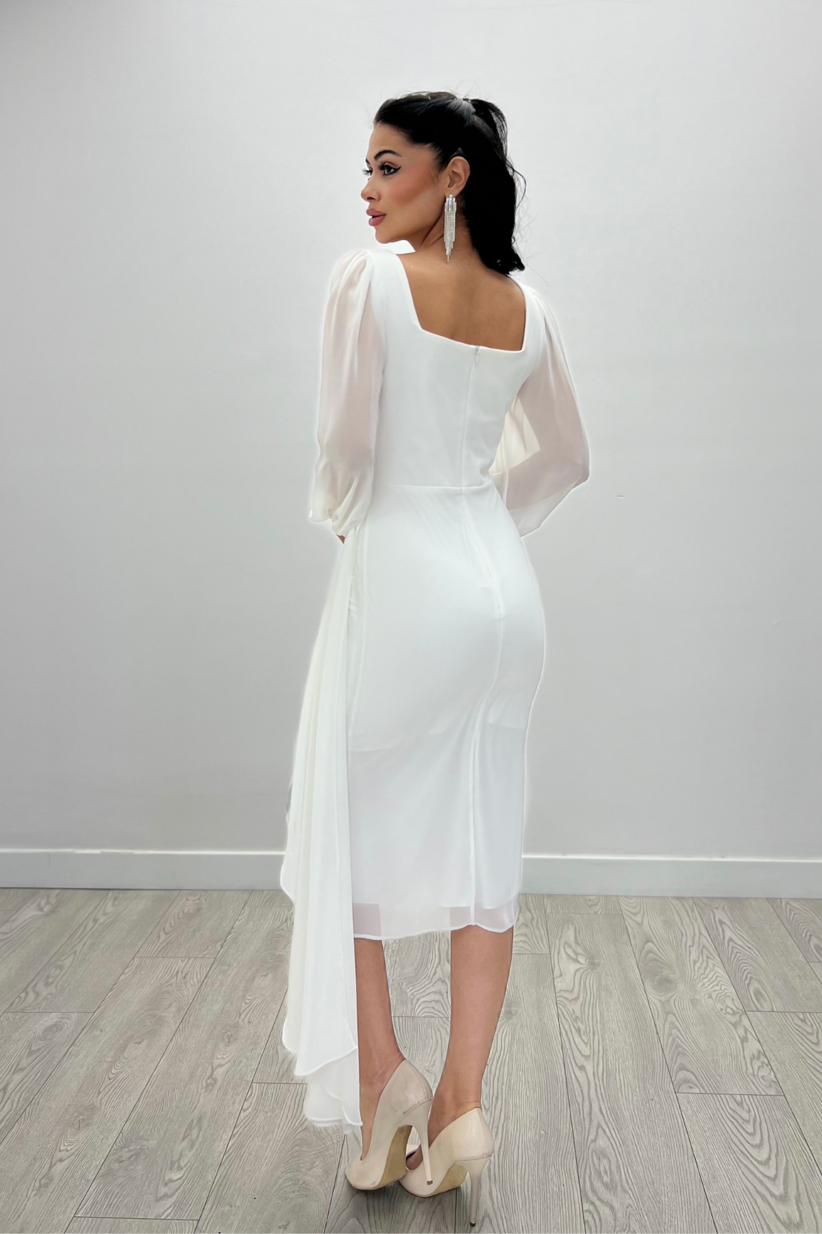 Atlas Kumaş Boncuk Detaylı Şifon Kol Kalem Elbise - BEYAZ