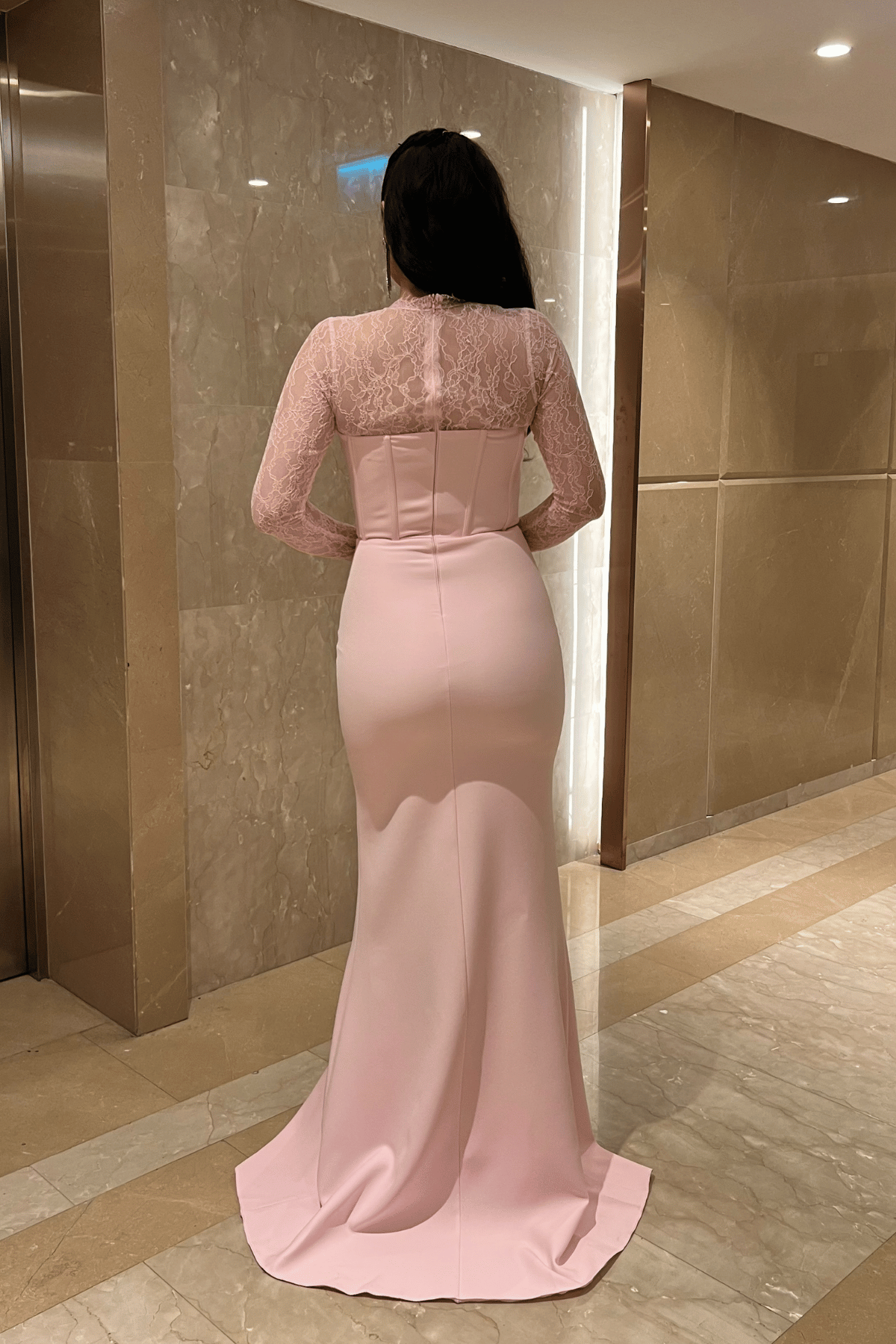 Atlas Kumaş Dantel Detaylı Korseli Abiye Elbise - PUDRA