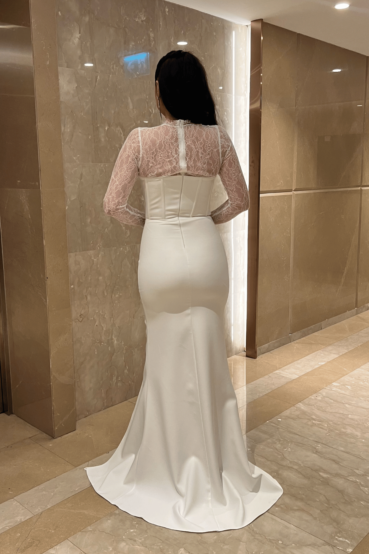 Atlas Kumaş Dantel Detaylı Korseli Abiye Elbise - BEYAZ