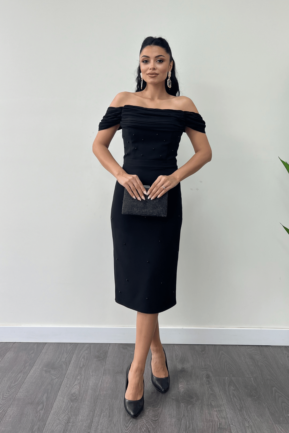 Pearl Detailed Low Neck Evening Dress - BLACK