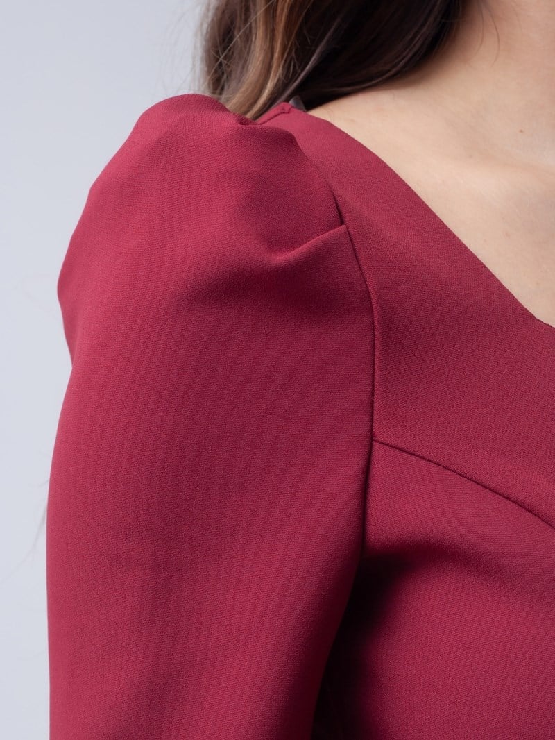 Atlas Kumaş Kalp Yaka Kemerli Elbise - BORDO