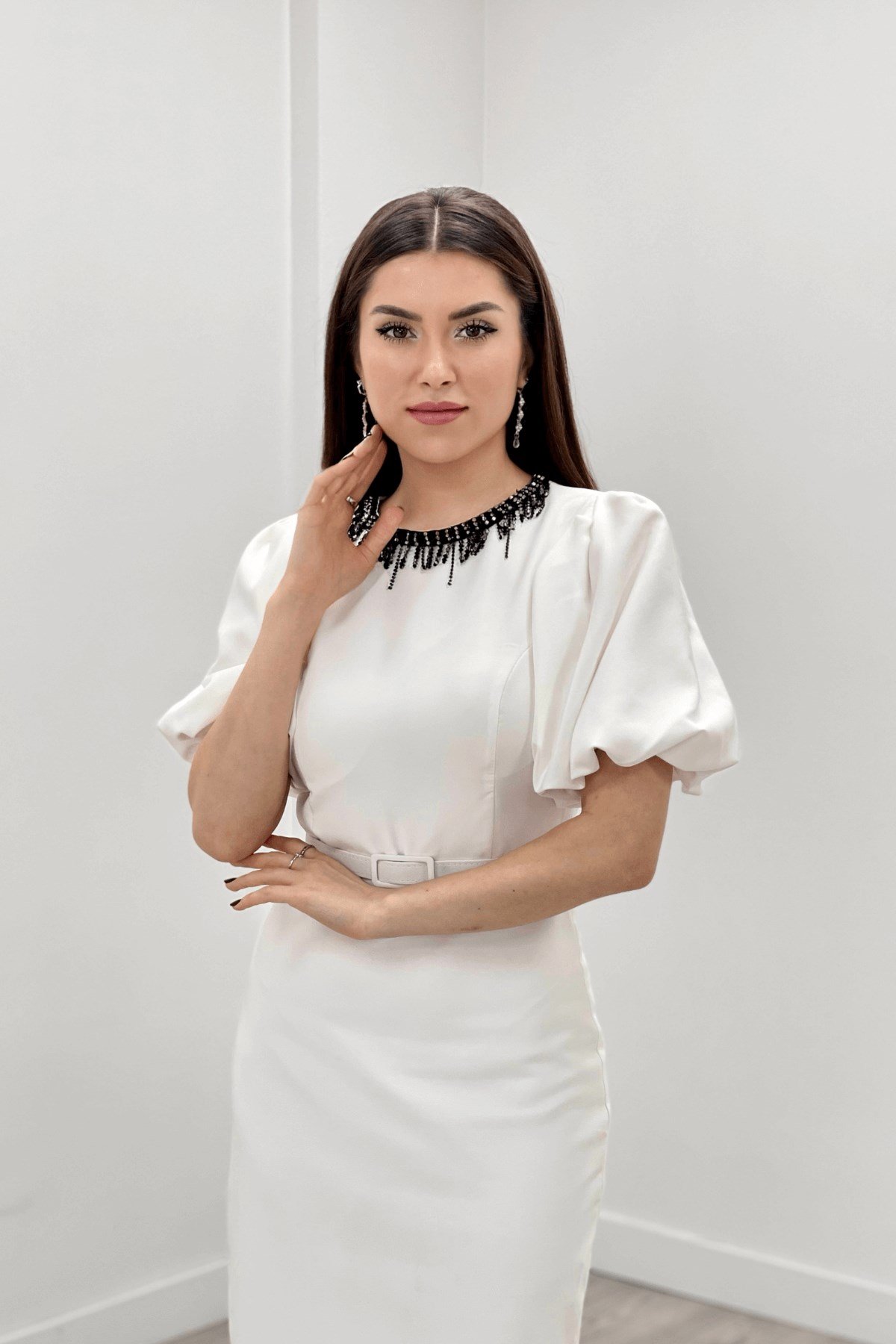 Atlas Kumaş Sırt Dekolteli Kalem Abiye Elbise - BEYAZ