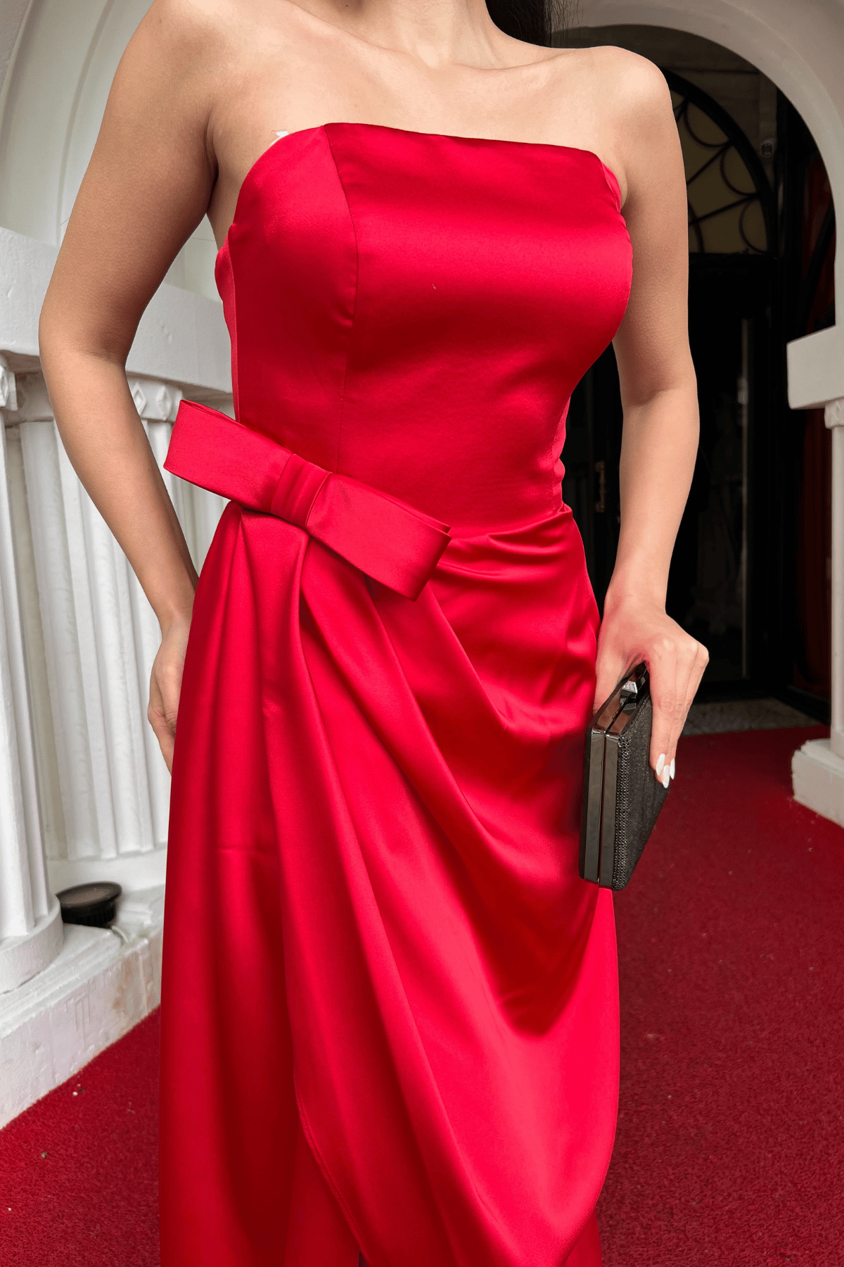 Atlas Kumaş Straplez Abiye Elbise - KIRMIZI