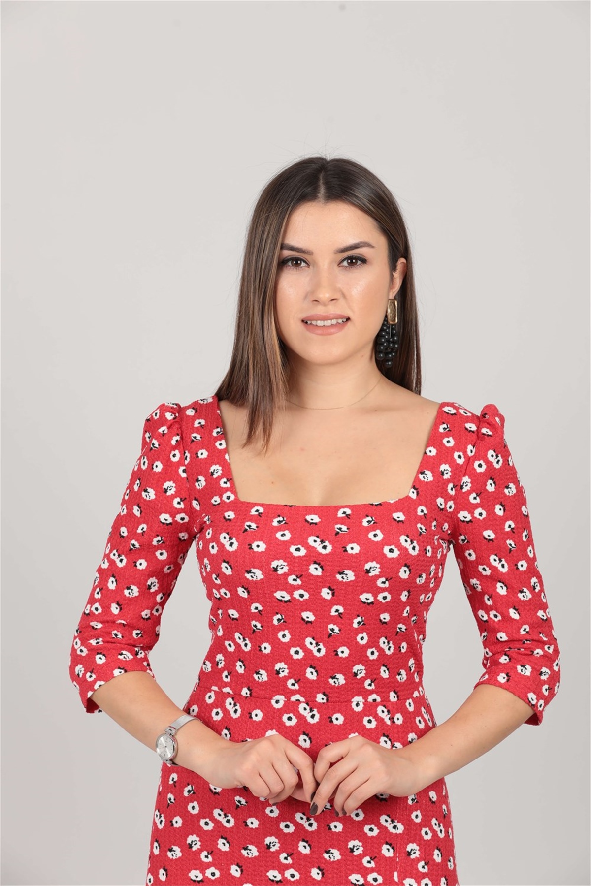 Çiçek Desenli Yırtmaç Detaylı Elbise - Kırmızı