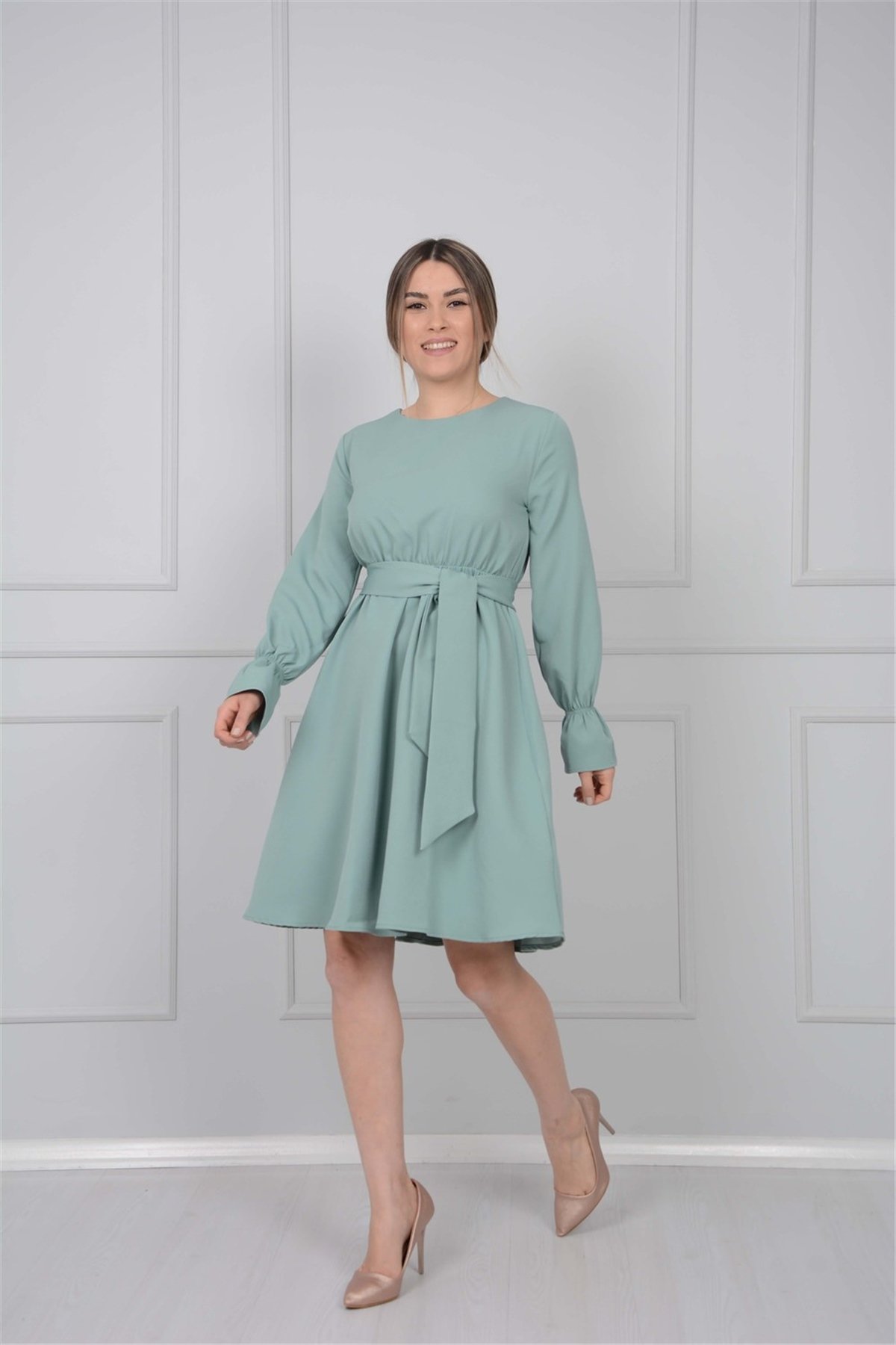 Crep Kumaş Bel Lastik Elbise - Mint Yeşili