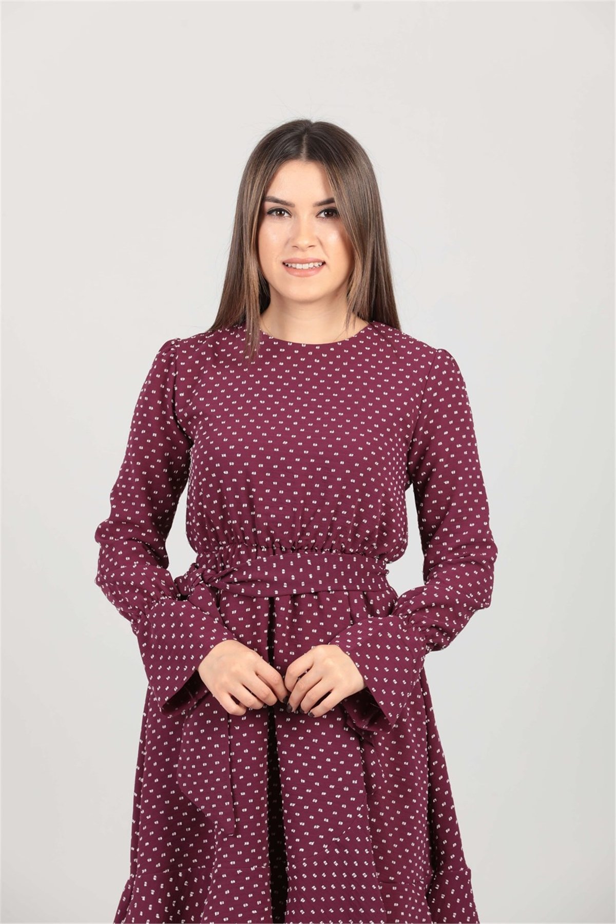 Crep Kumaş Fırfırlı Puantiye Elbise - Mürdüm