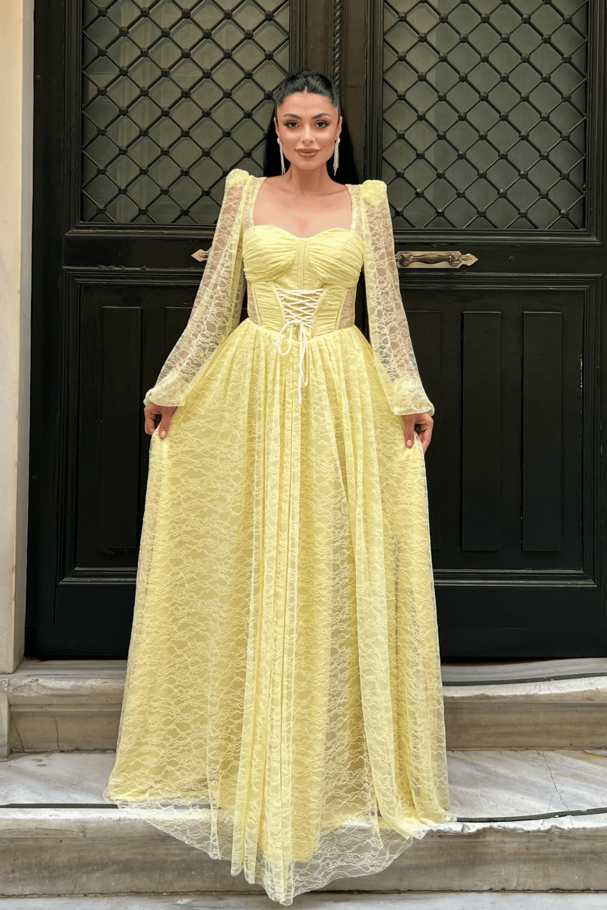 Dantel Kumaş Balen Detaylı Abiye Elbise - SARI