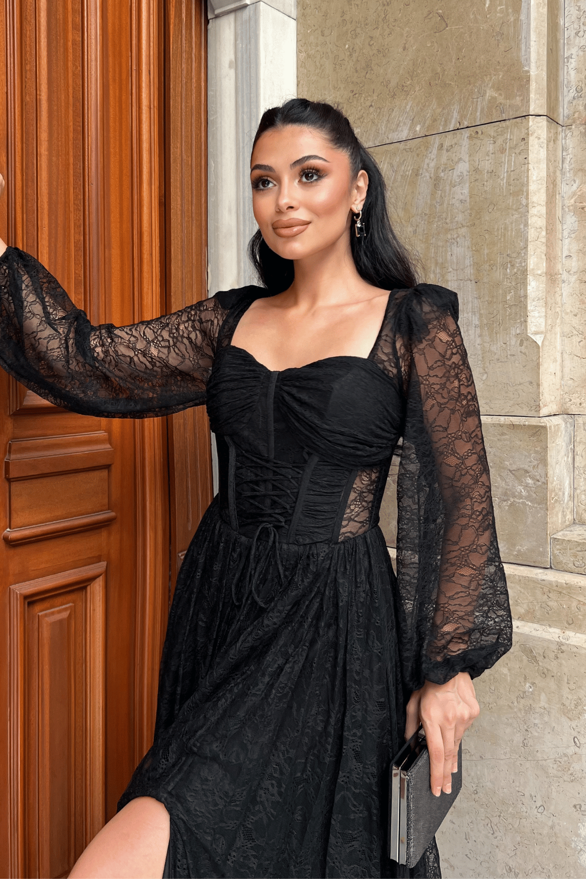 Dantel Kumaş Balen Detaylı Abiye Elbise - SİYAH