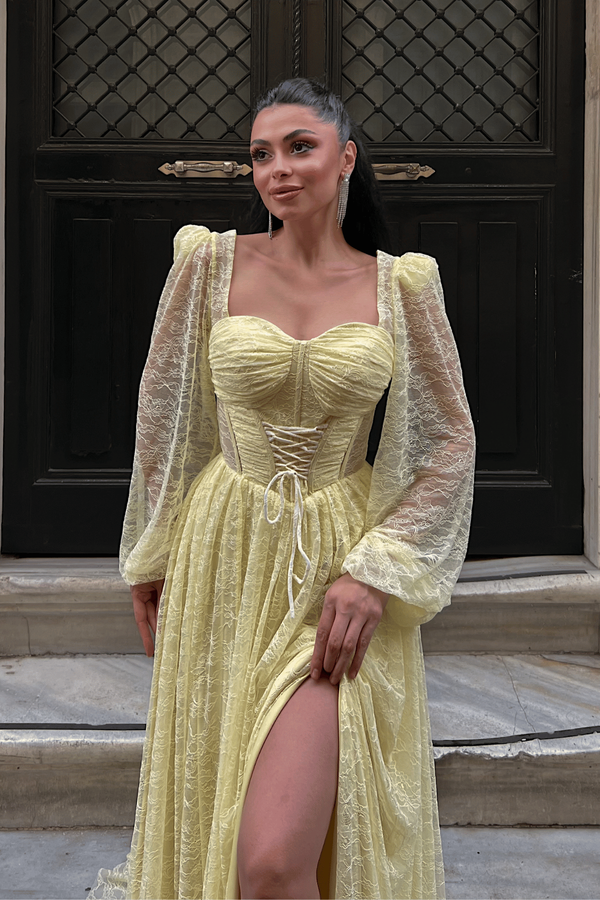 Dantel Kumaş Balen Detaylı Abiye Elbise - SARI