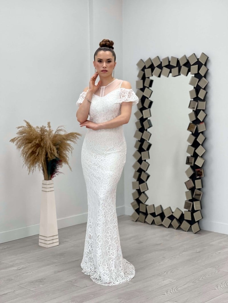 Dantel Kumaş Balık Elbise - BEYAZ