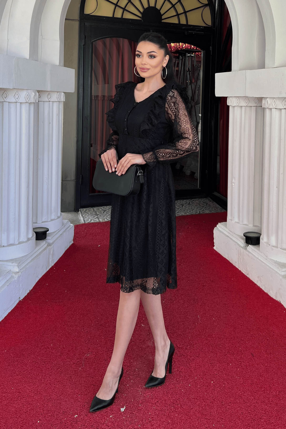 Dantel Kumaş Düğme Detaylı Elbise - SİYAH