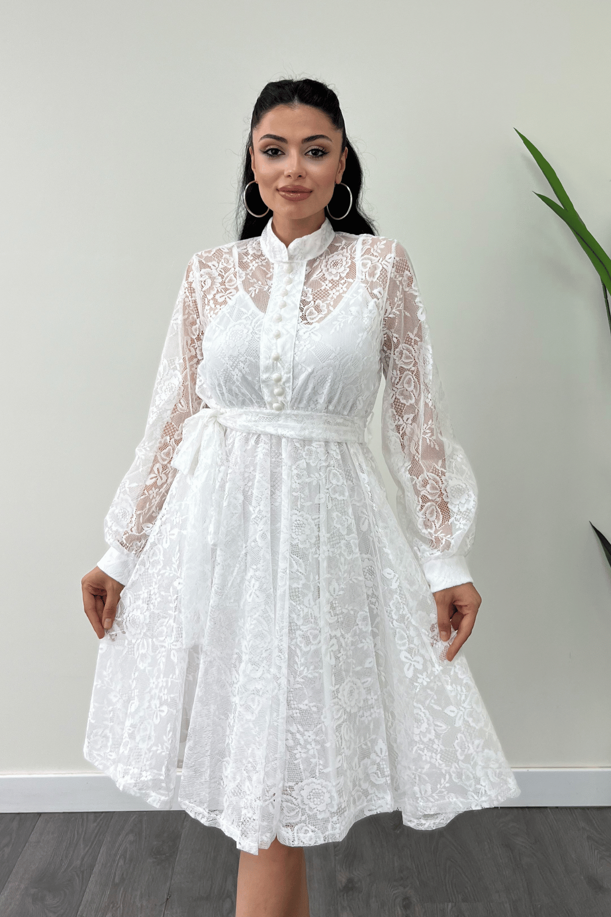 Dantel Kumaş Düğme Detaylı Mini Elbise - BEYAZ