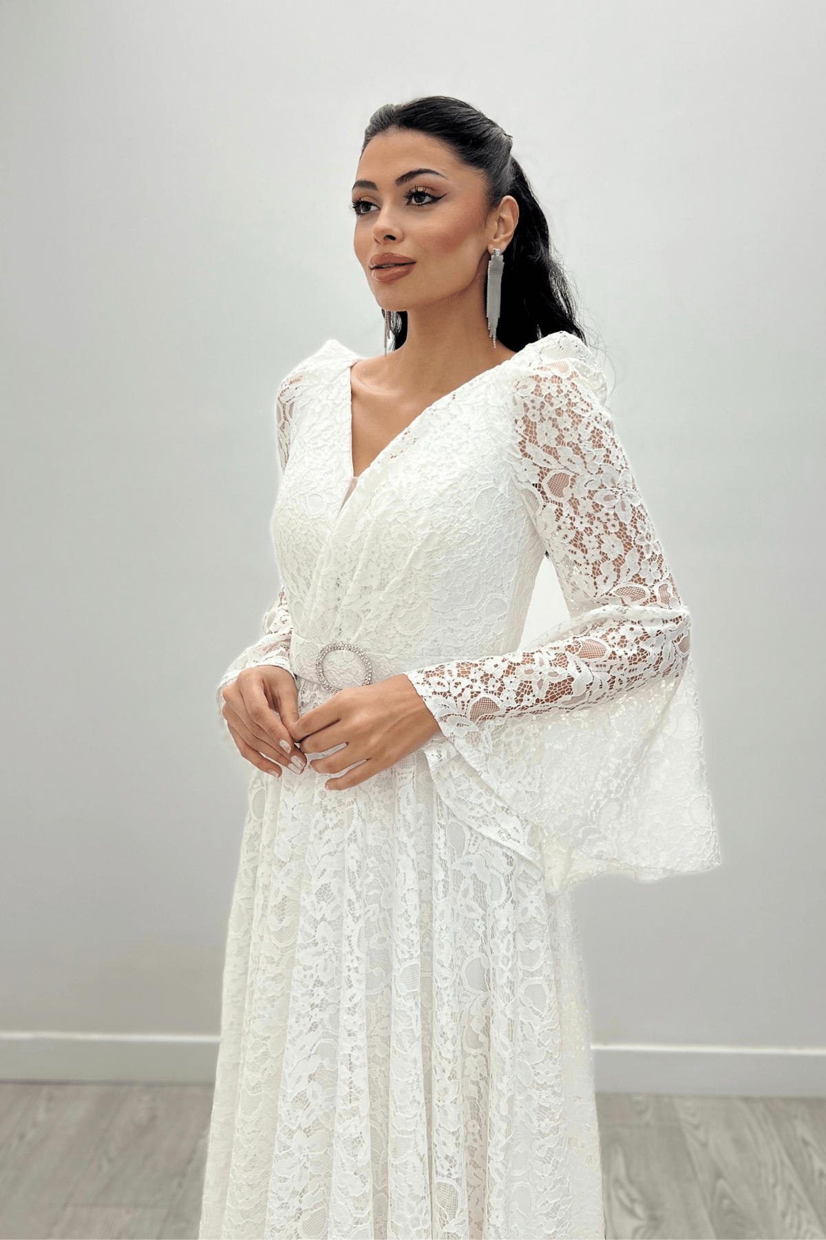 Dantel Kumaş Kolları Volan Detaylı - BEYAZ