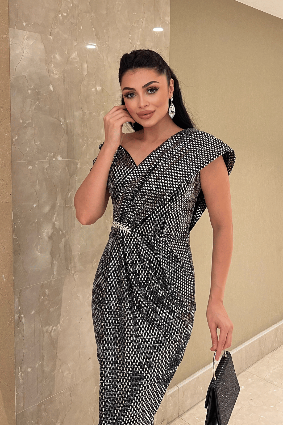 Desenli Payet Kumaş Tasarım Elbise - GÜMÜŞ