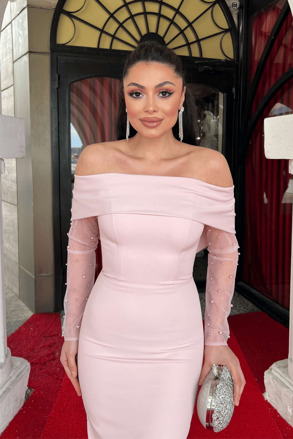 Double Kumaş İnci Detaylı Kayık Yaka Elbise - PEMBE