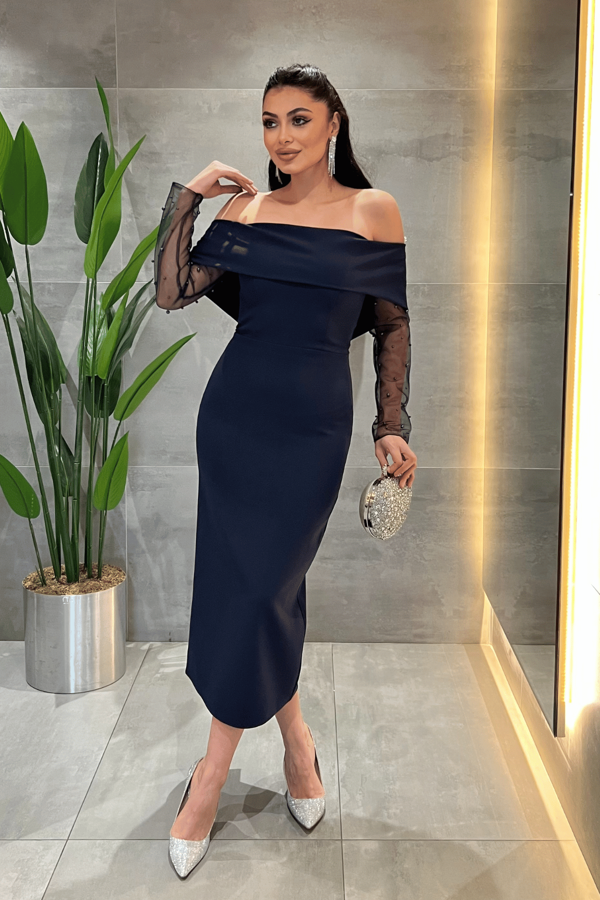 Double Kumaş İnci Detaylı Kayık Yaka Elbise - LACİVERT