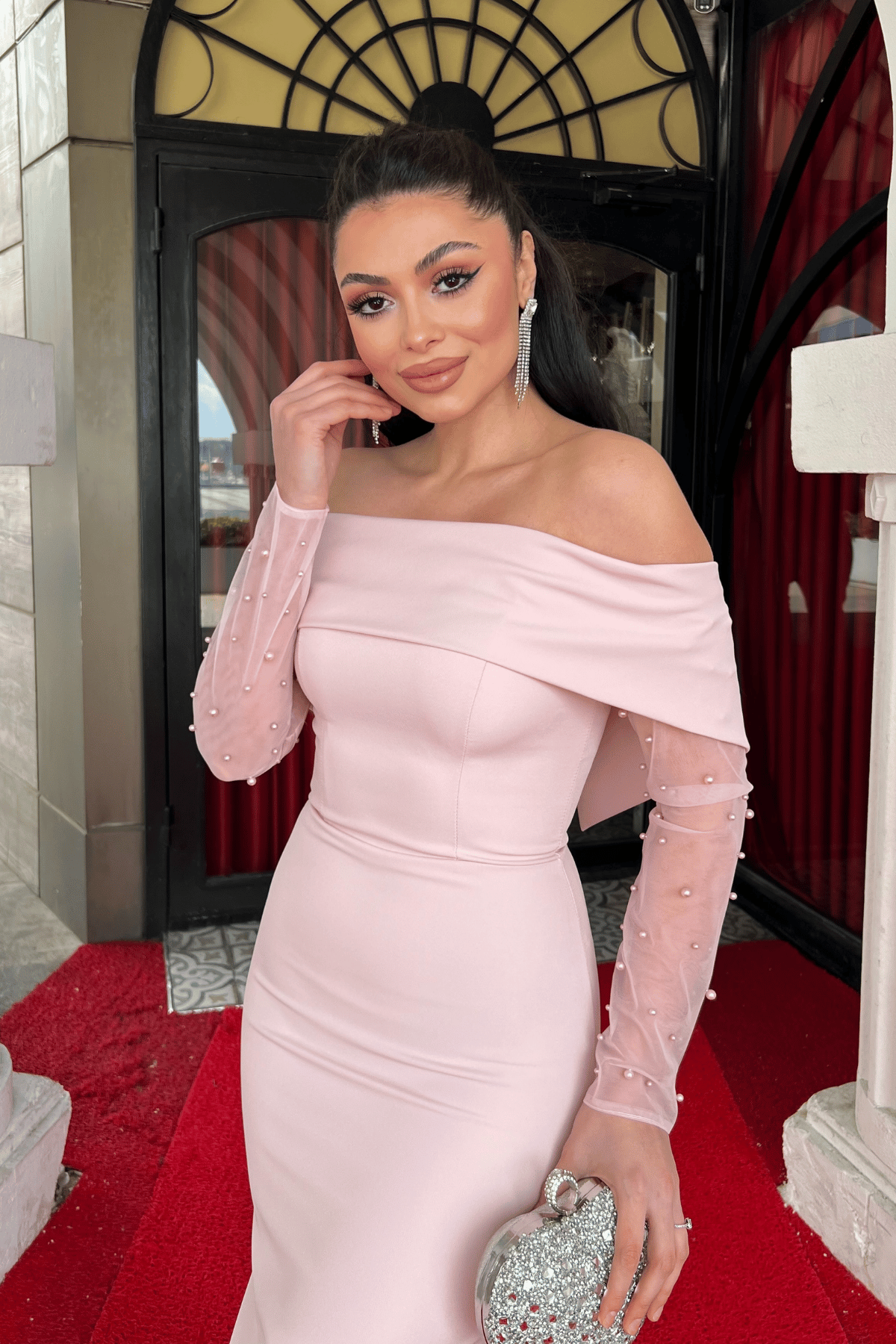 Double Kumaş İnci Detaylı Kayık Yaka Elbise - PEMBE