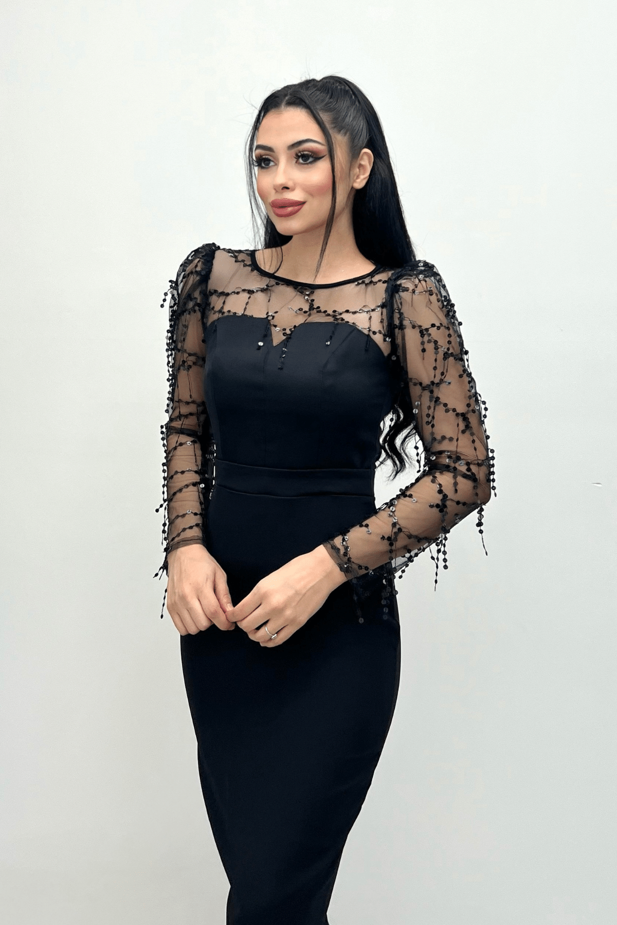 Double Kumaş Pul Saçaklı Elbise - Siyah