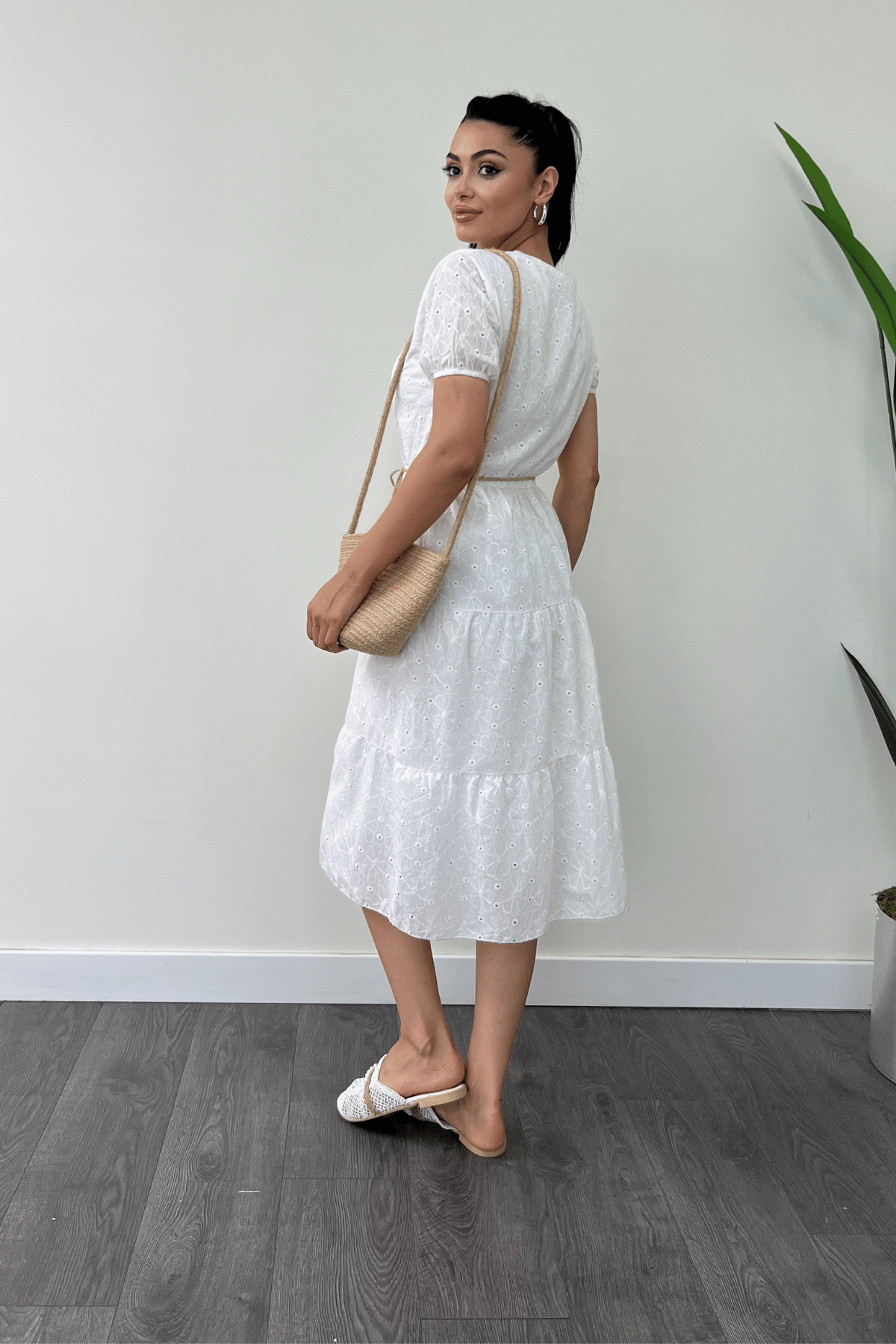 Fisto Kumaş Düğme Detaylı Mini Elbise - BEYAZ