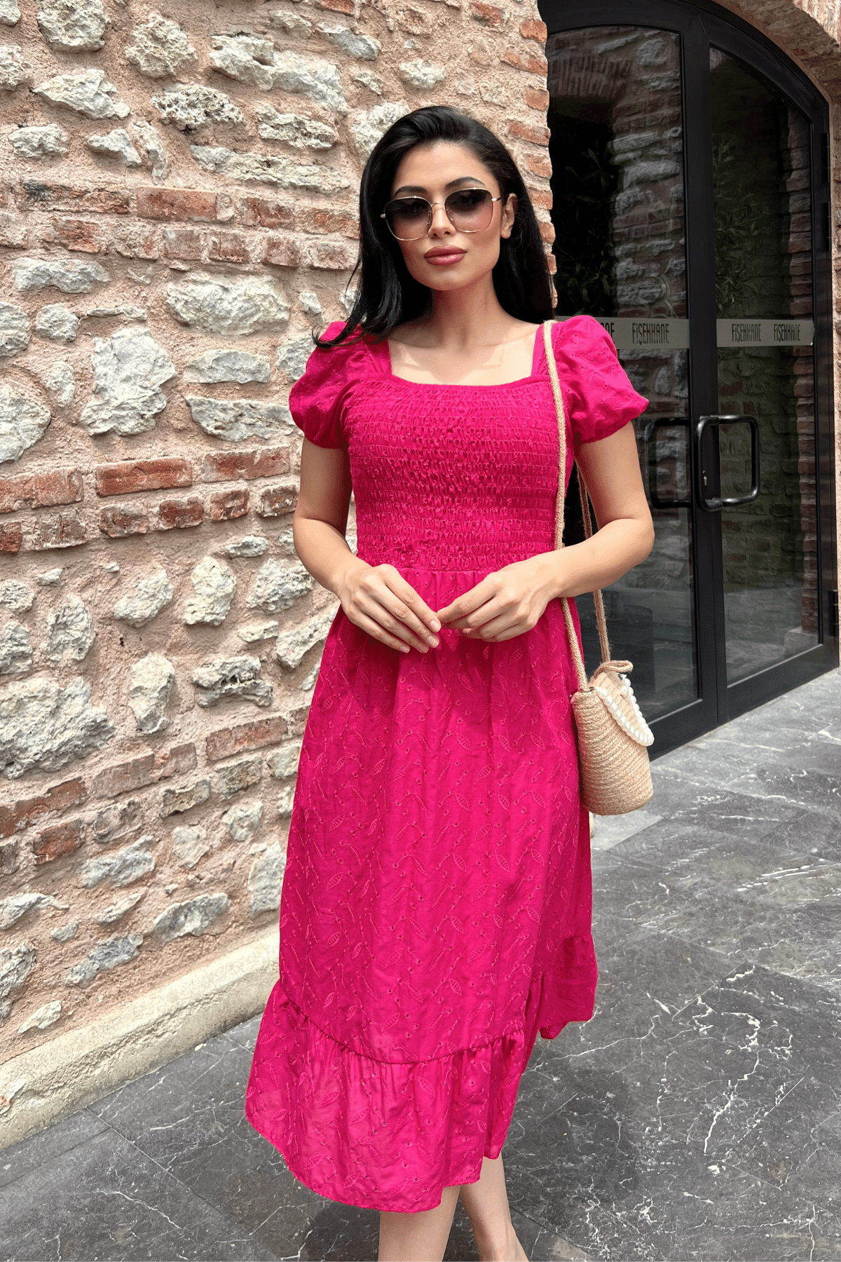 Fisto Kumaş Göğüs Lastik Büzgülü Midi Elbise - FUŞYA