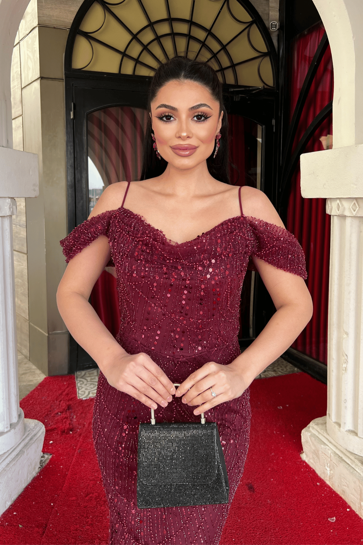 Full Boncuk Kumaş Kayık Yaka Balık Abiye Elbise - BORDO