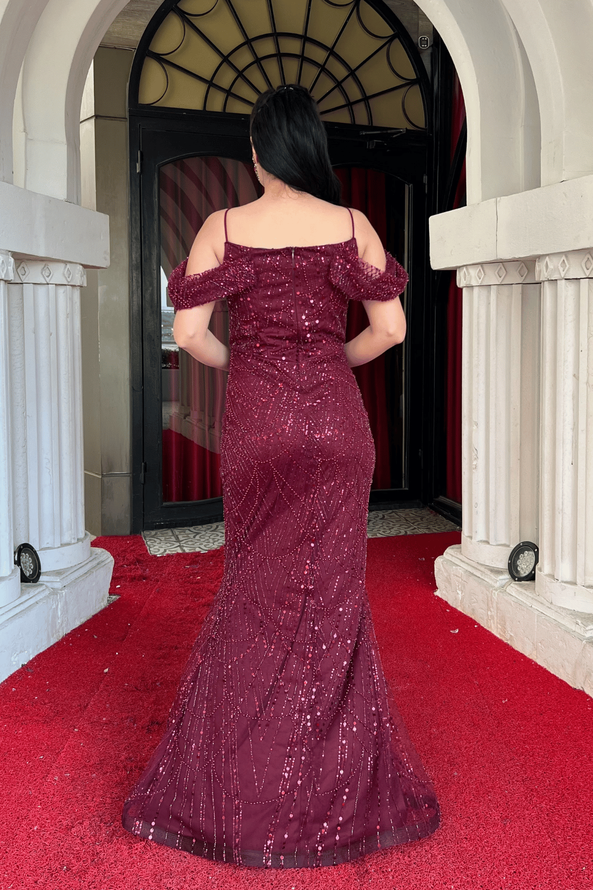 Full Boncuk Kumaş Kayık Yaka Balık Abiye Elbise - BORDO