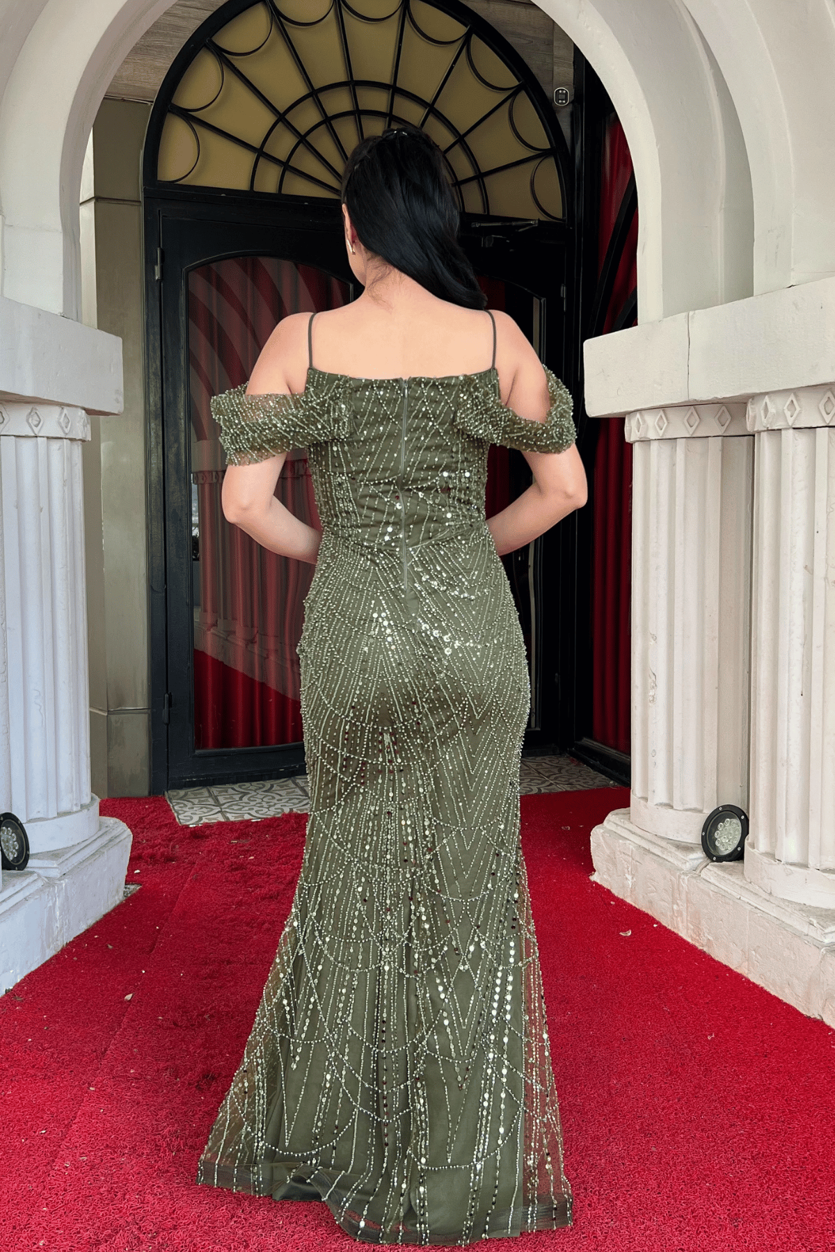 Full Boncuk Kumaş Kayık Yaka Balık Abiye Elbise - HAKİ YEŞİLİ