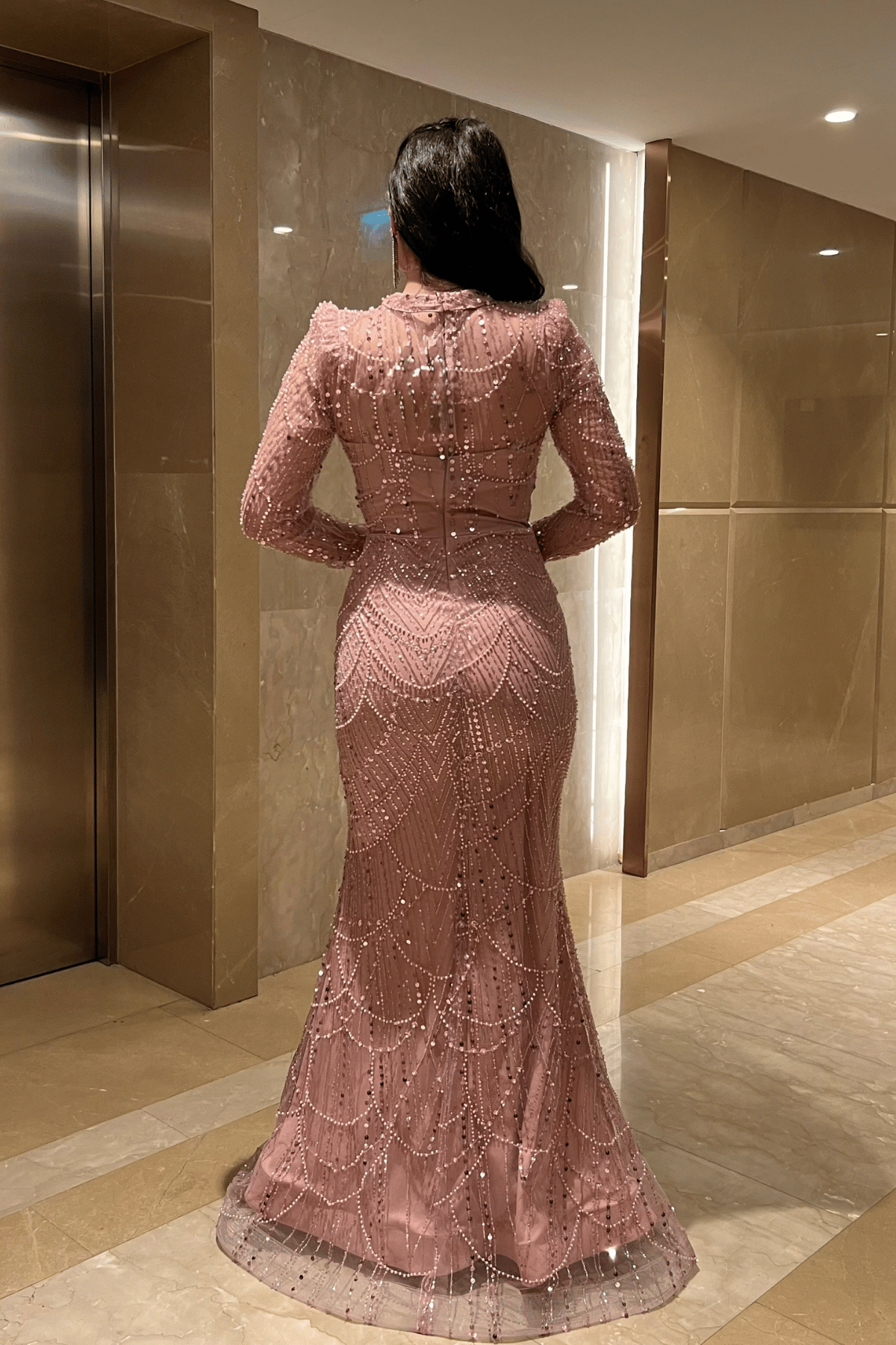 Full Boncuklu Kumaş Balık Abiye Elbise - PUDRA