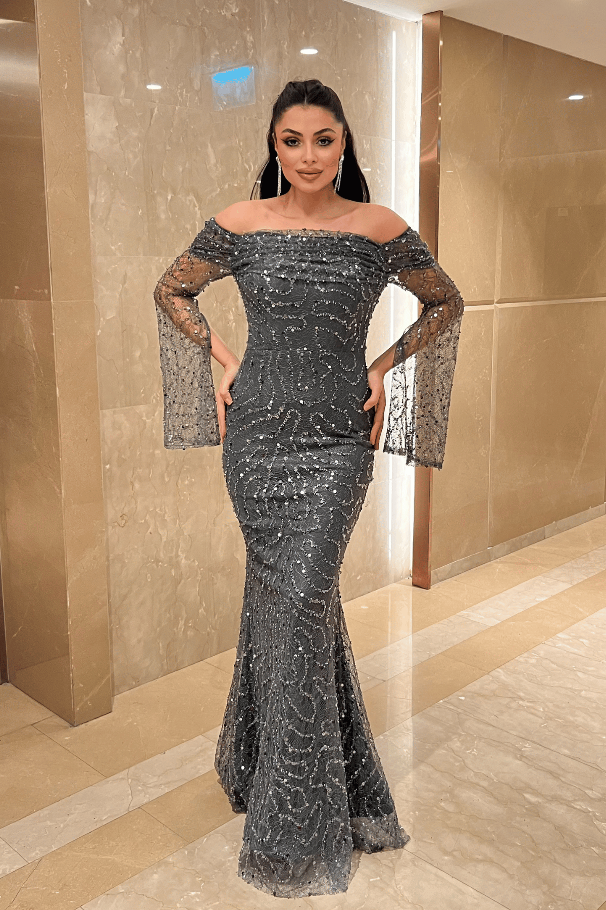 Full Boncuklu Kumaş Kayık Yaka Abiye Elbise - ANTRASİT