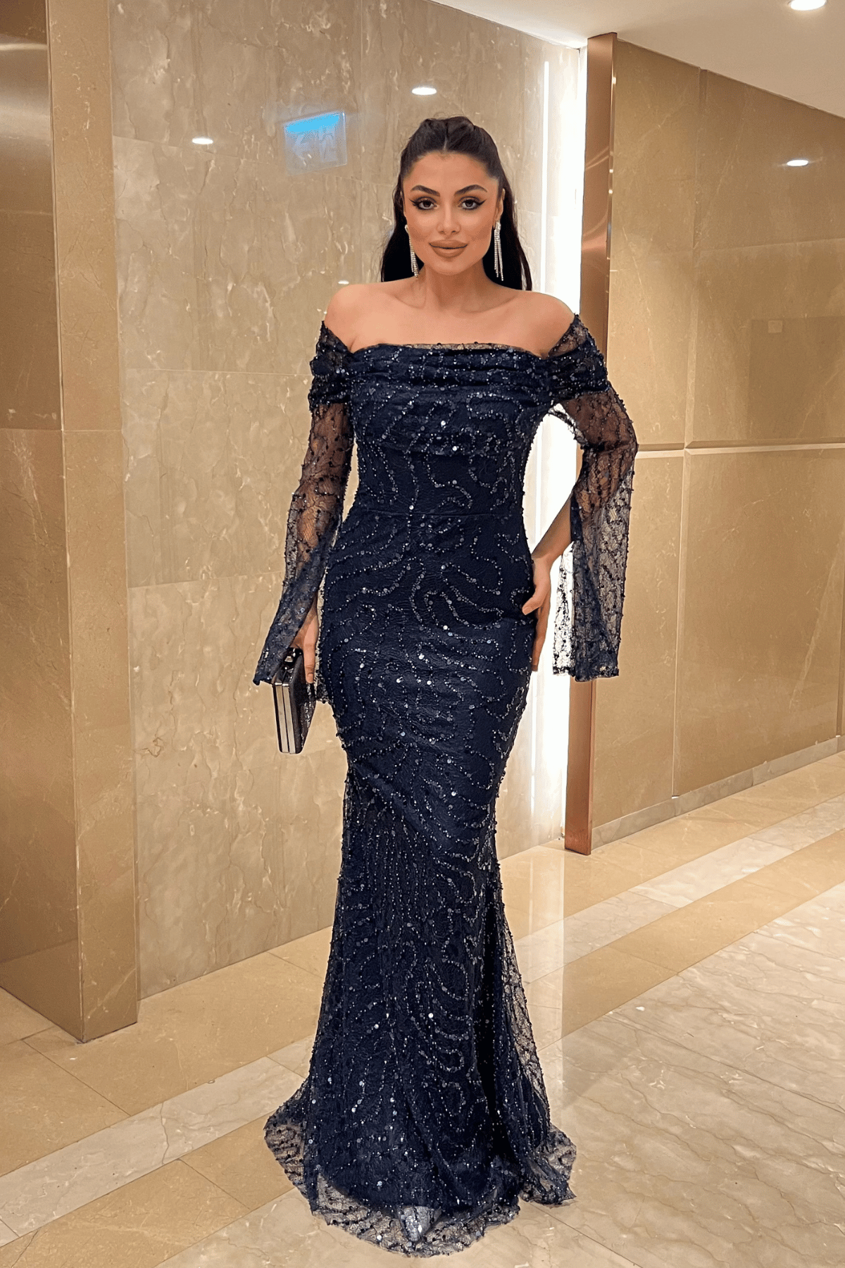 Full Boncuklu Kumaş Kayık Yaka Abiye Elbise - LACİVERT