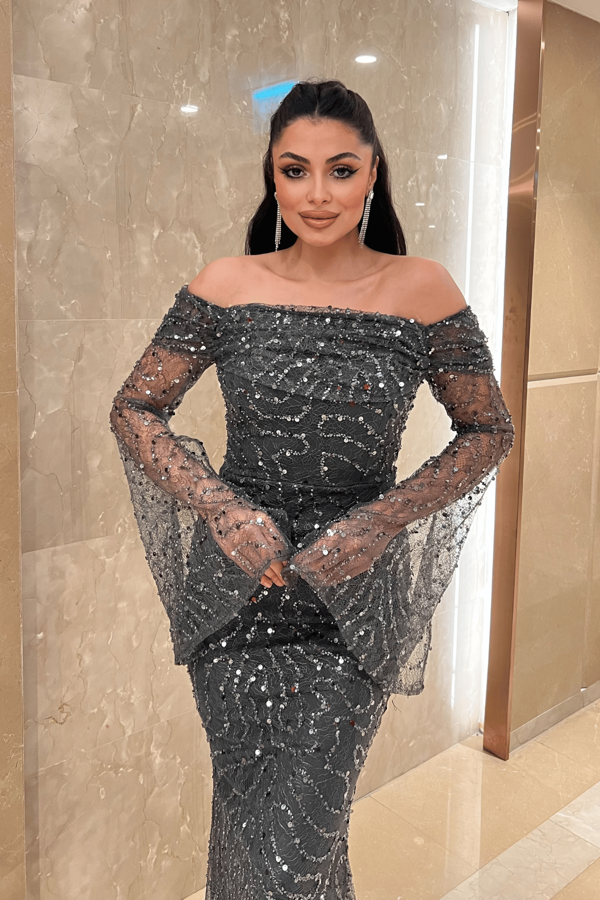 Full Boncuklu Kumaş Kayık Yaka Abiye Elbise - ANTRASİT