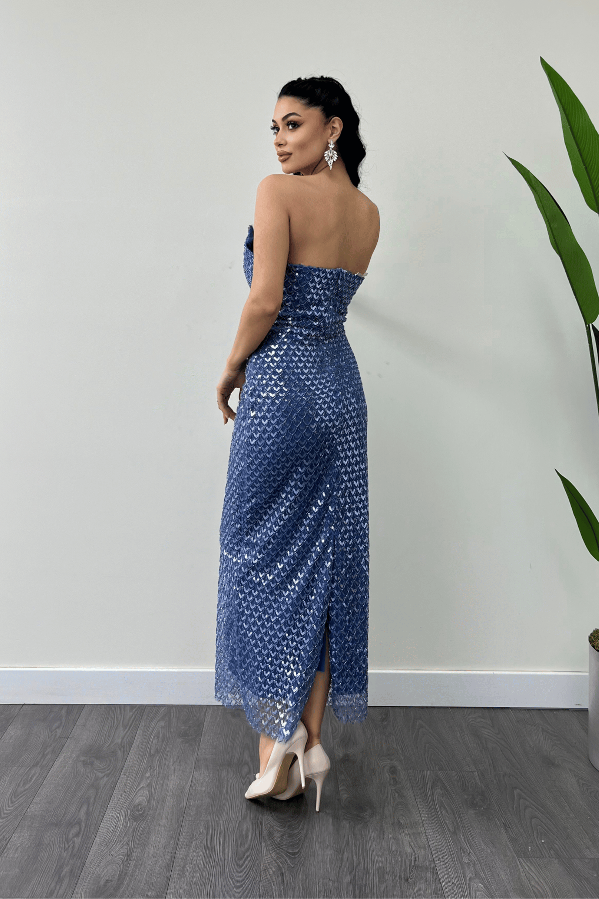 Full Boncuklu Kumaş Straplez Abiye Elbise - İNDİGO MAVİ