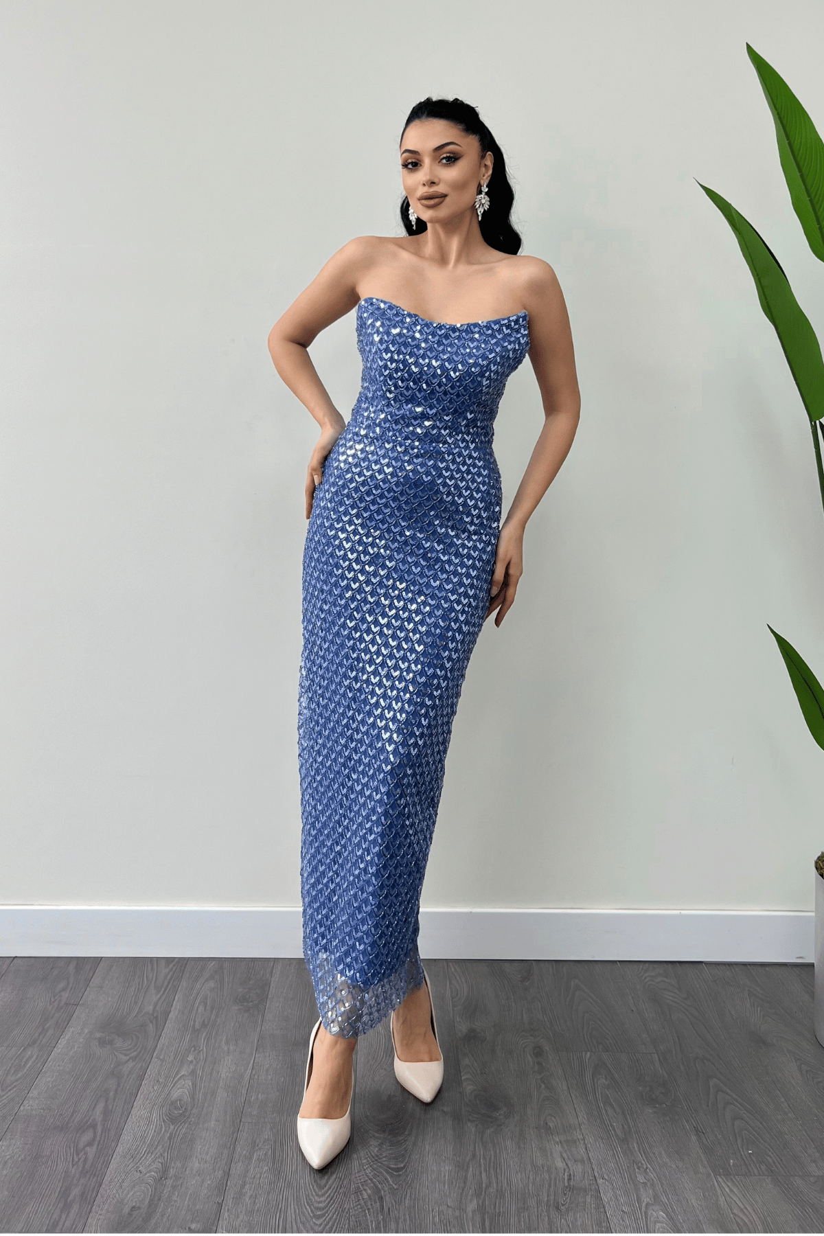 Full Boncuklu Kumaş Straplez Abiye Elbise - İNDİGO MAVİ