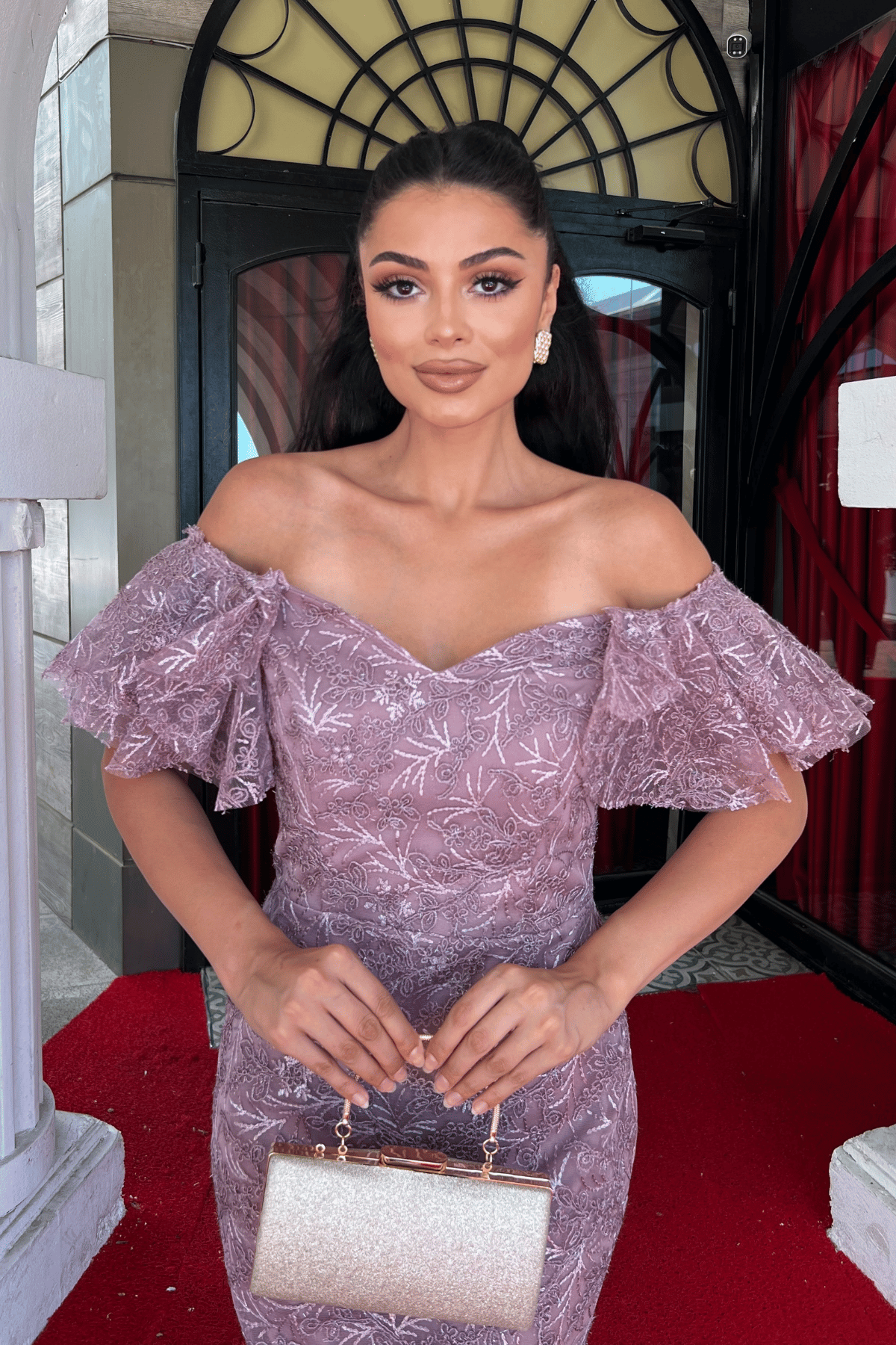 İşleme Dantel Kumaş Kayık Yaka Kalem Elbise - GÜL KURUSU