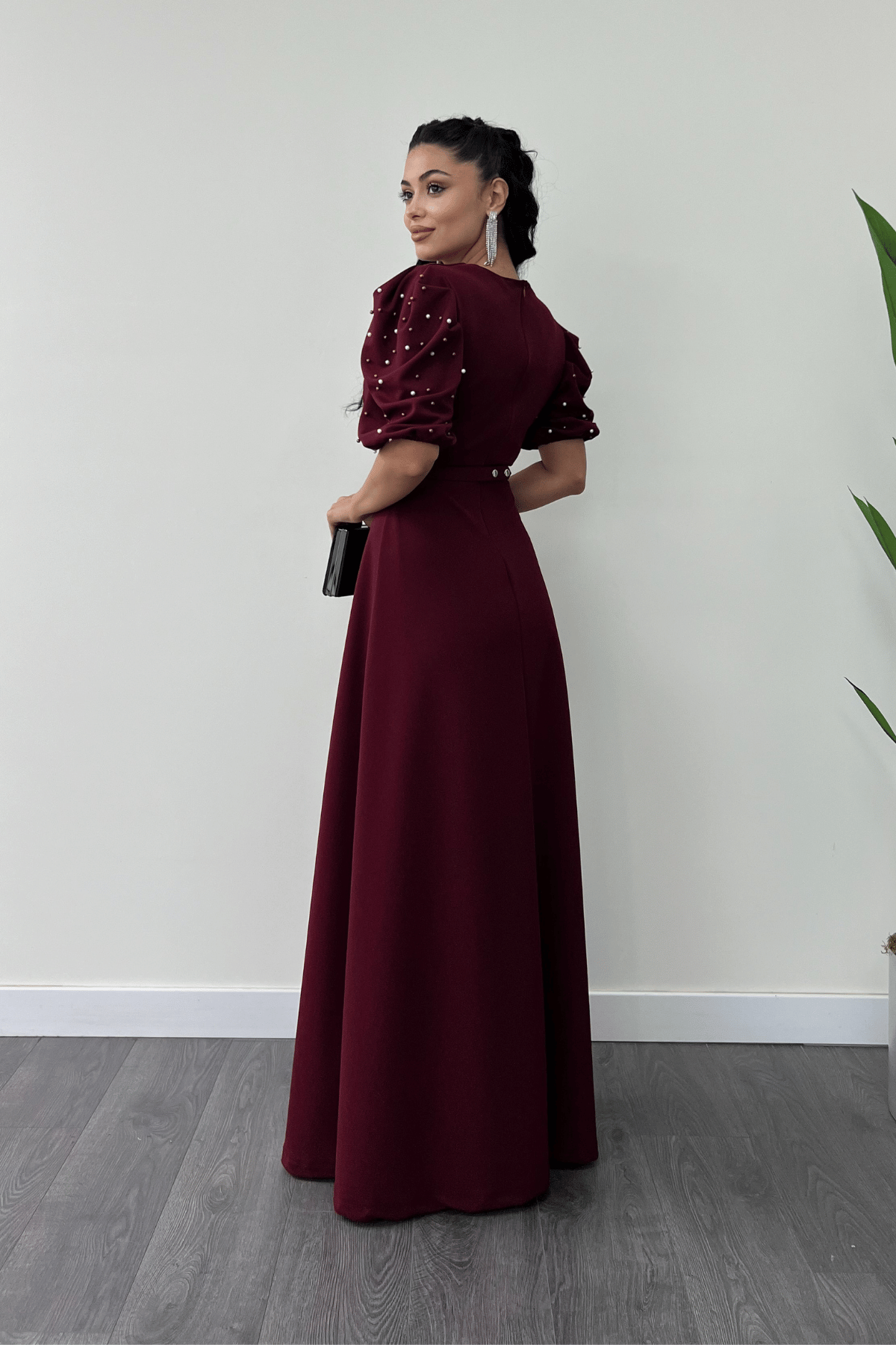İthal Krep Kumaş Balon Kol İnci Detaylı Maxi Elbise - BORDO