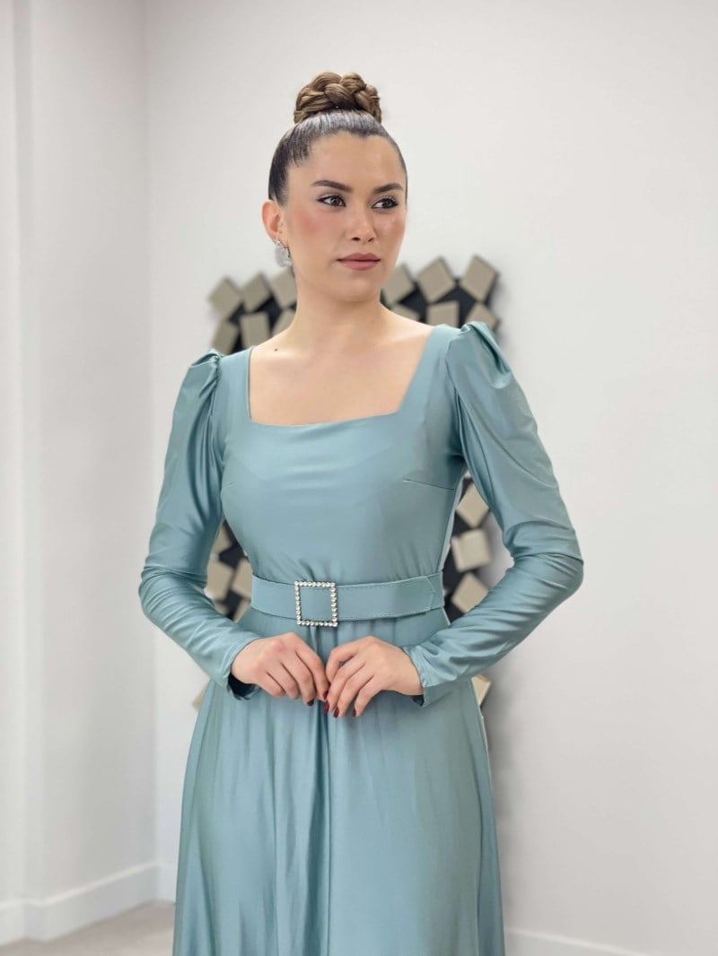 İthal Krep Saten Kumaş Kare Yaka Kiloş Elbise - MİNT YEŞİL