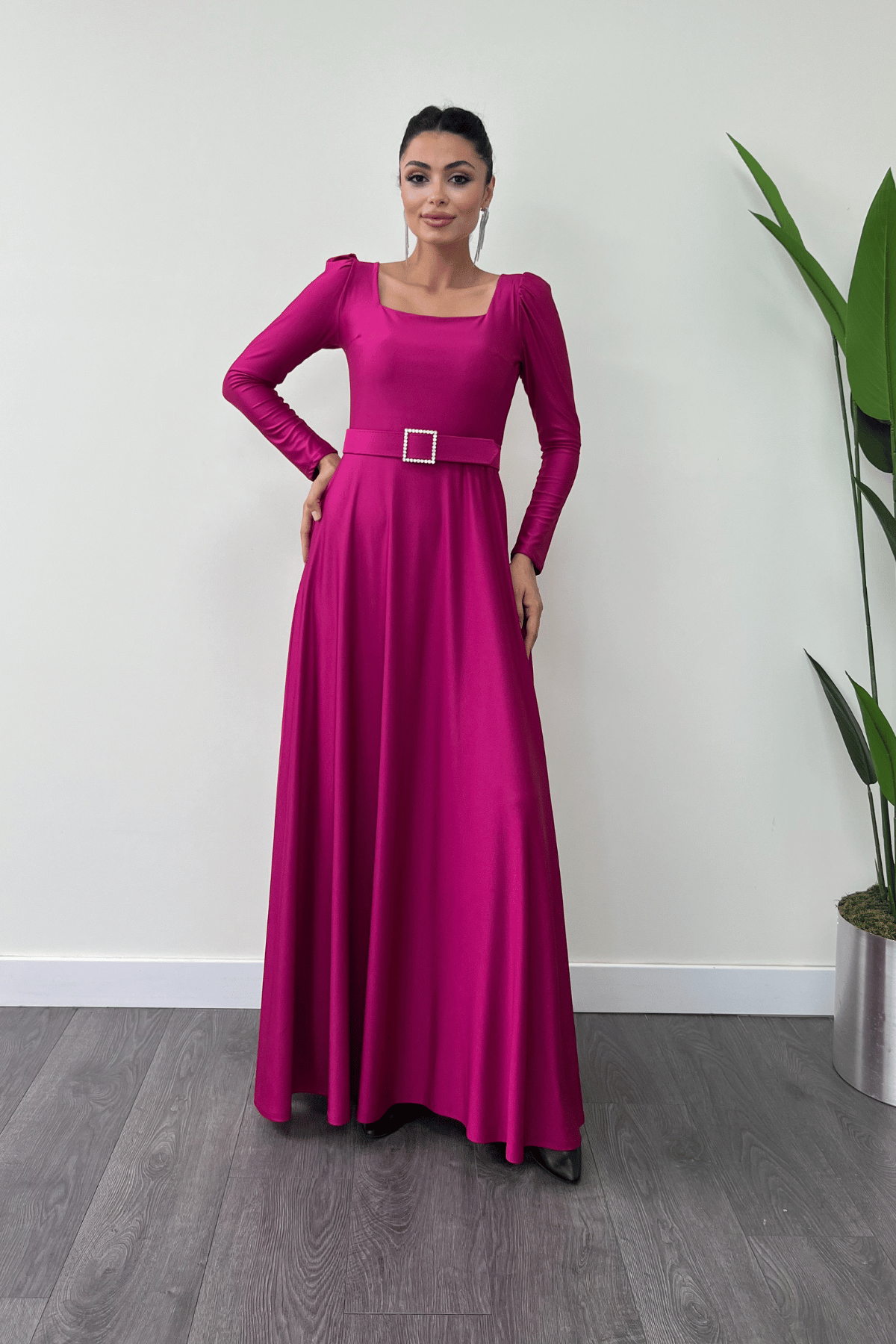 Imported Crepe Satin Fabric Sweetheart Collar Flared Dress - Plum Color