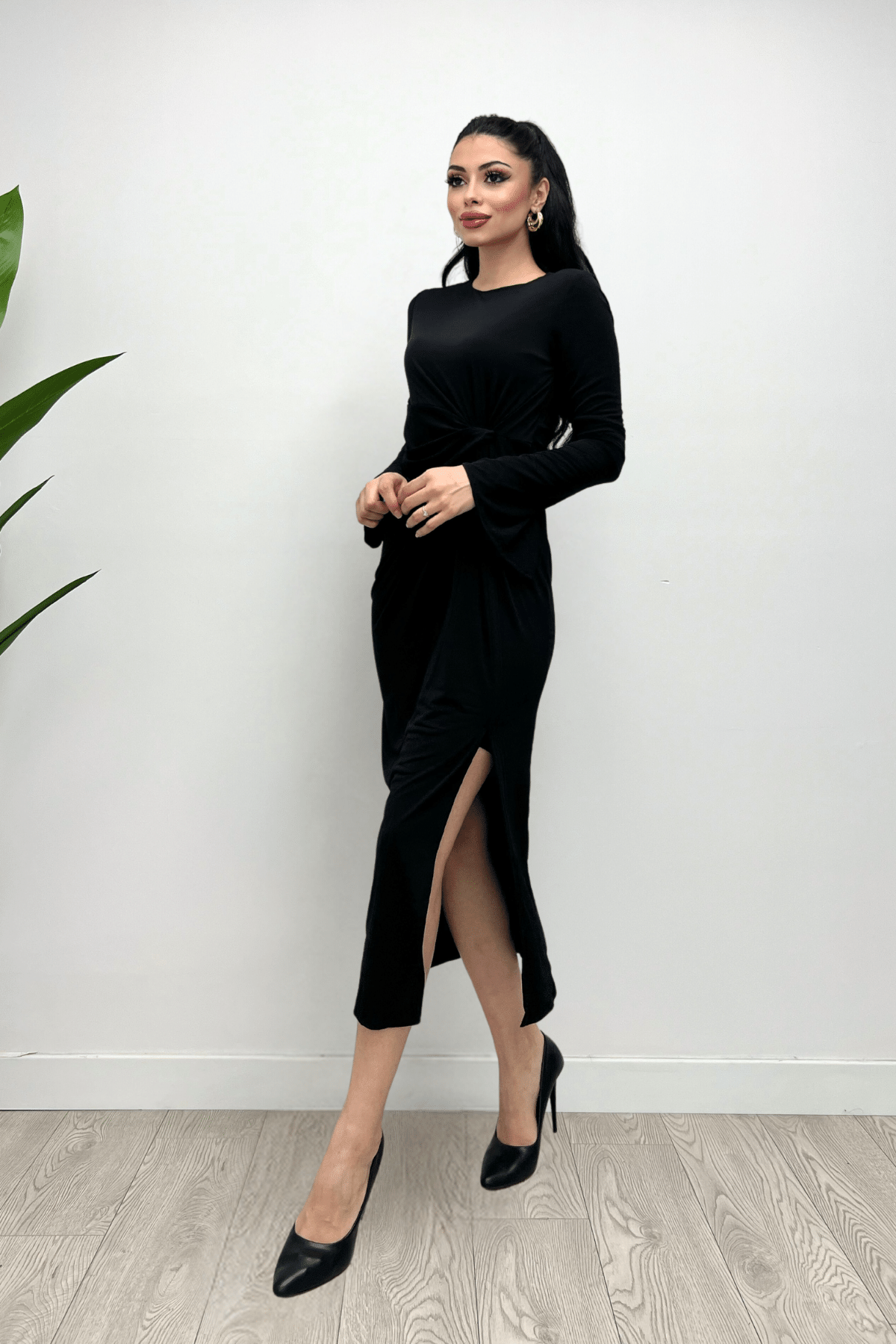 Jarse Kumaş Büzgü Detaylı Elbise - SİYAH