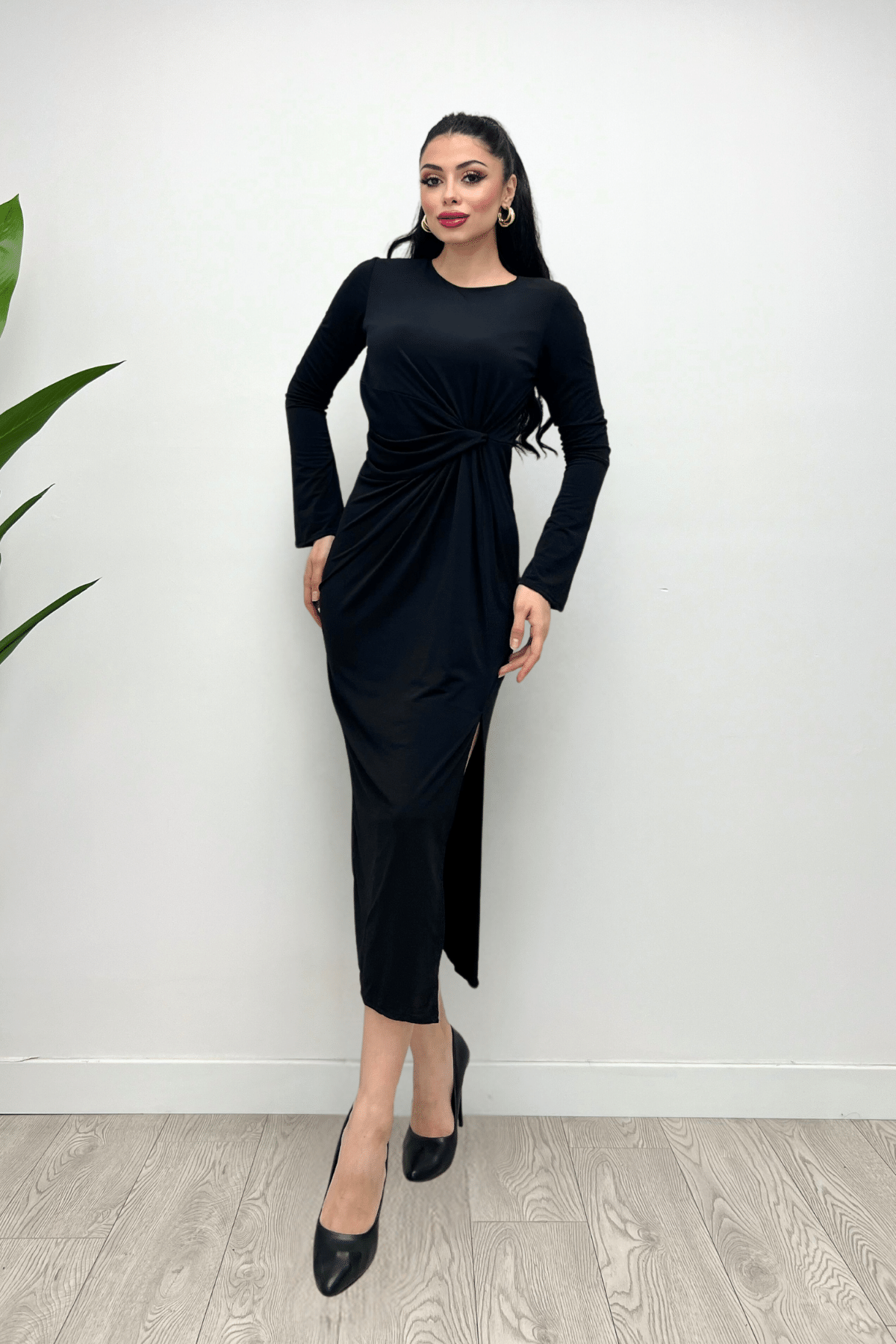 Jarse Kumaş Büzgü Detaylı Elbise - SİYAH