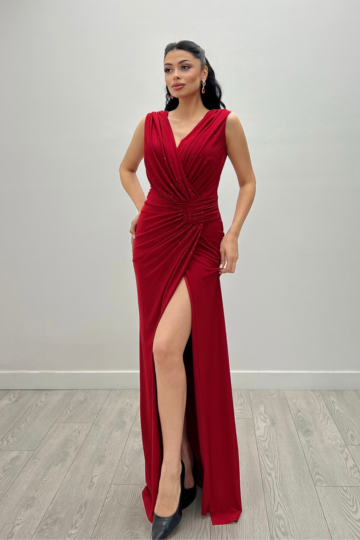 Jarse Kumaş Büzgü Ve Taş Detaylı Balık Elbise - KIRMIZI