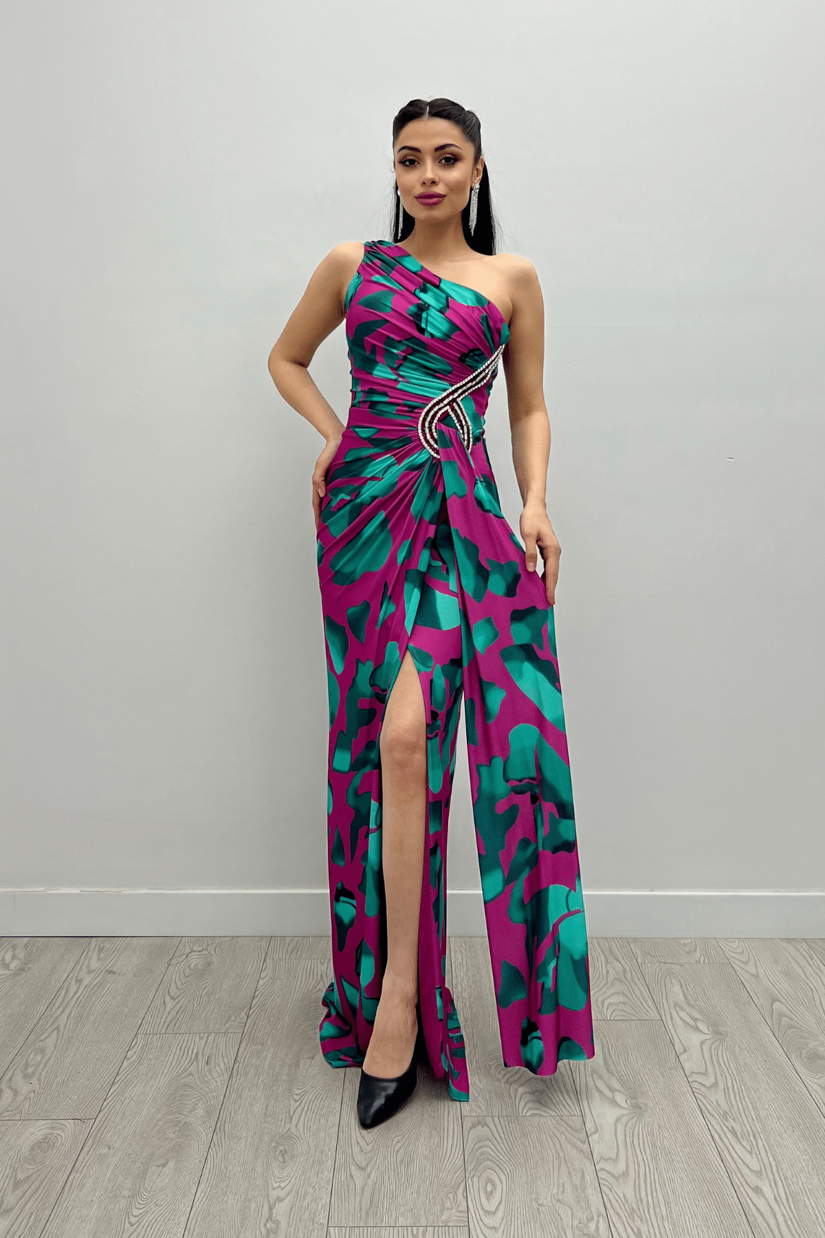 Jarse Kumaş Drapeli Taş Detaylı Balık Elbise - PEMBE