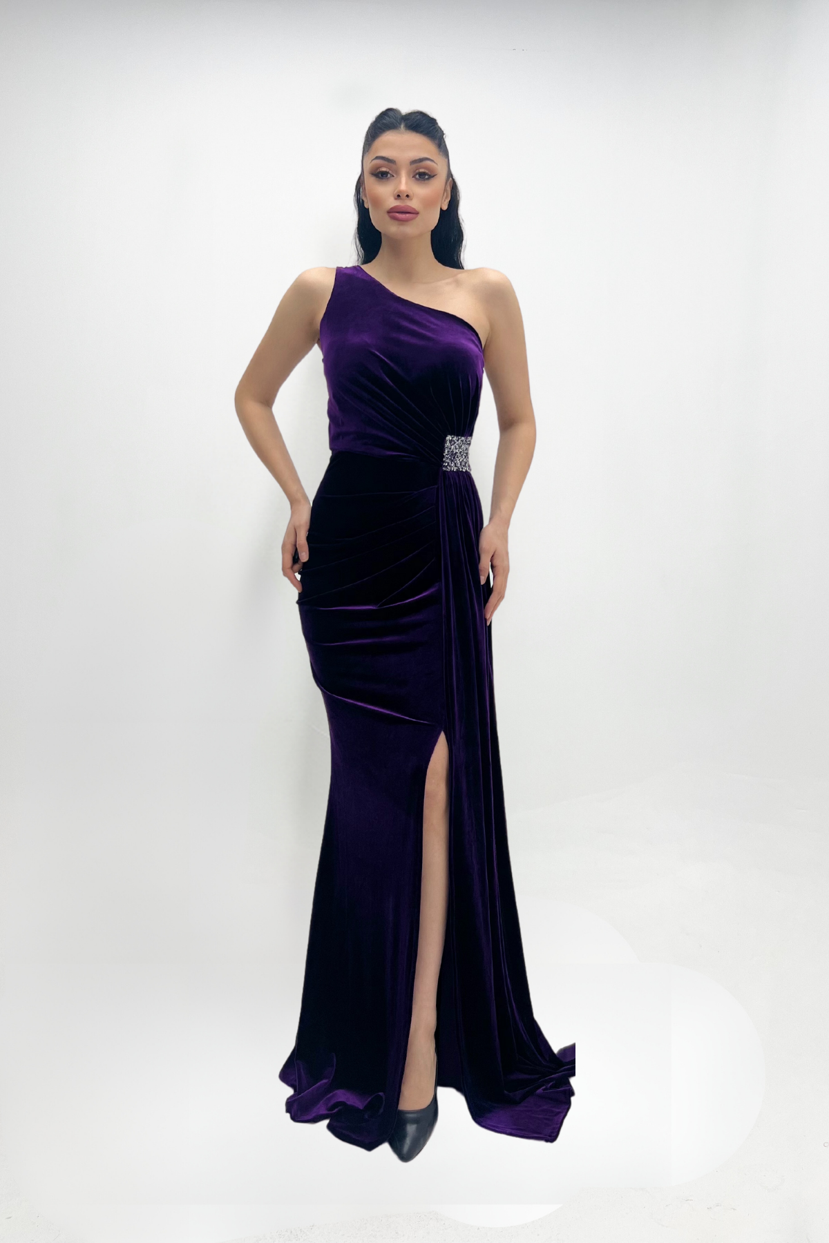 Kadife Kumaş Büzgülü Şal Detaylı Abiye Elbise - MOR