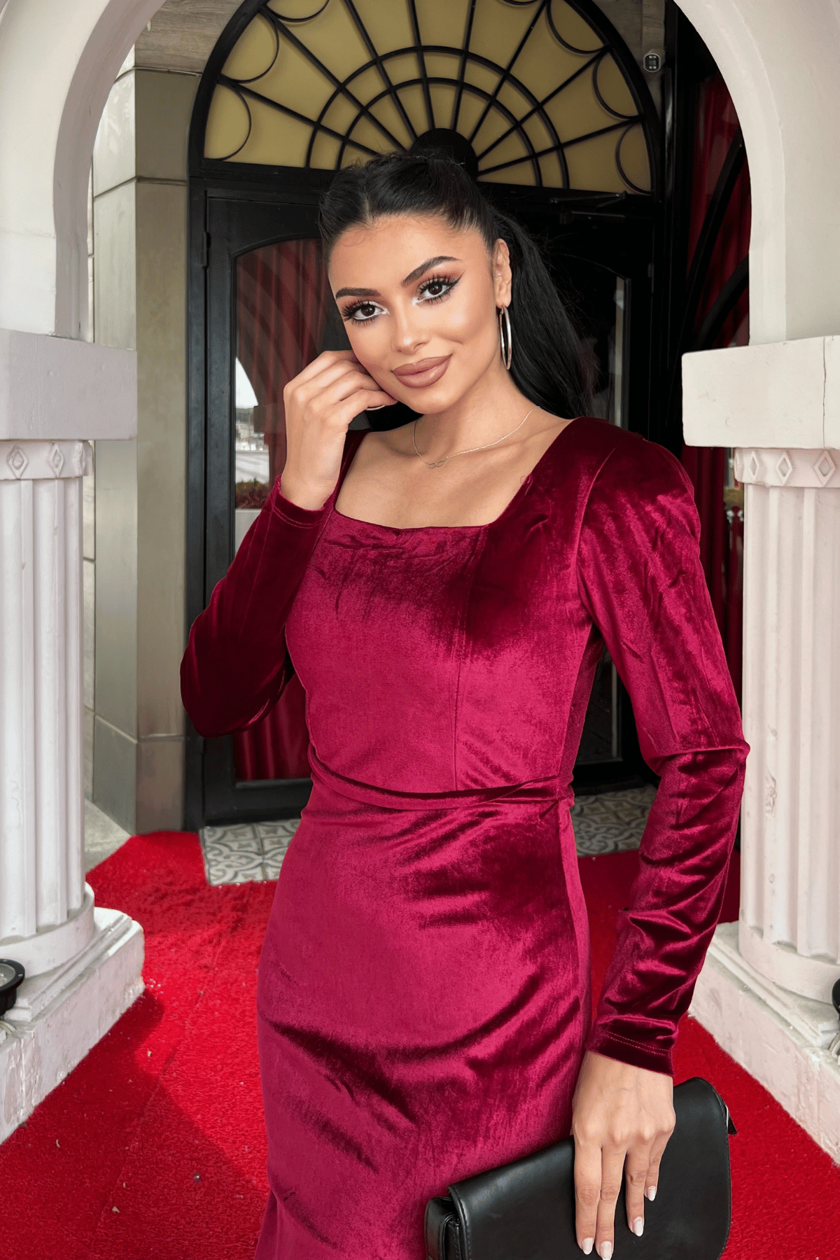 Kadife Kumaş Kare Yaka Elbise - BORDO