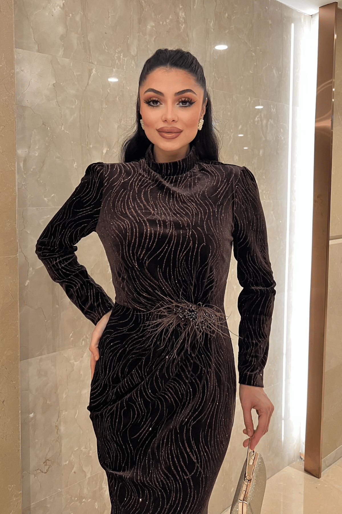 Kadife Kumaş Sim Baskılı Abiye Elbise - KAHVERENGİ