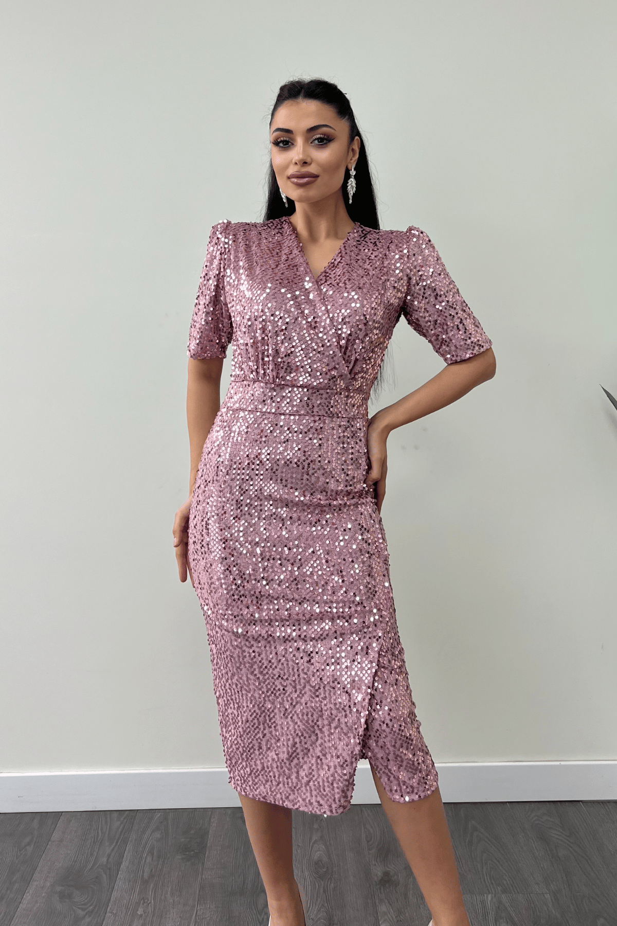 فستان جاكيت مخملي ترتر - لون البودرة