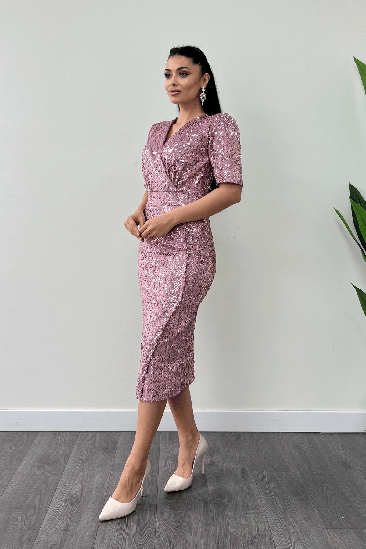 فستان جاكيت مخملي ترتر - لون البودرة