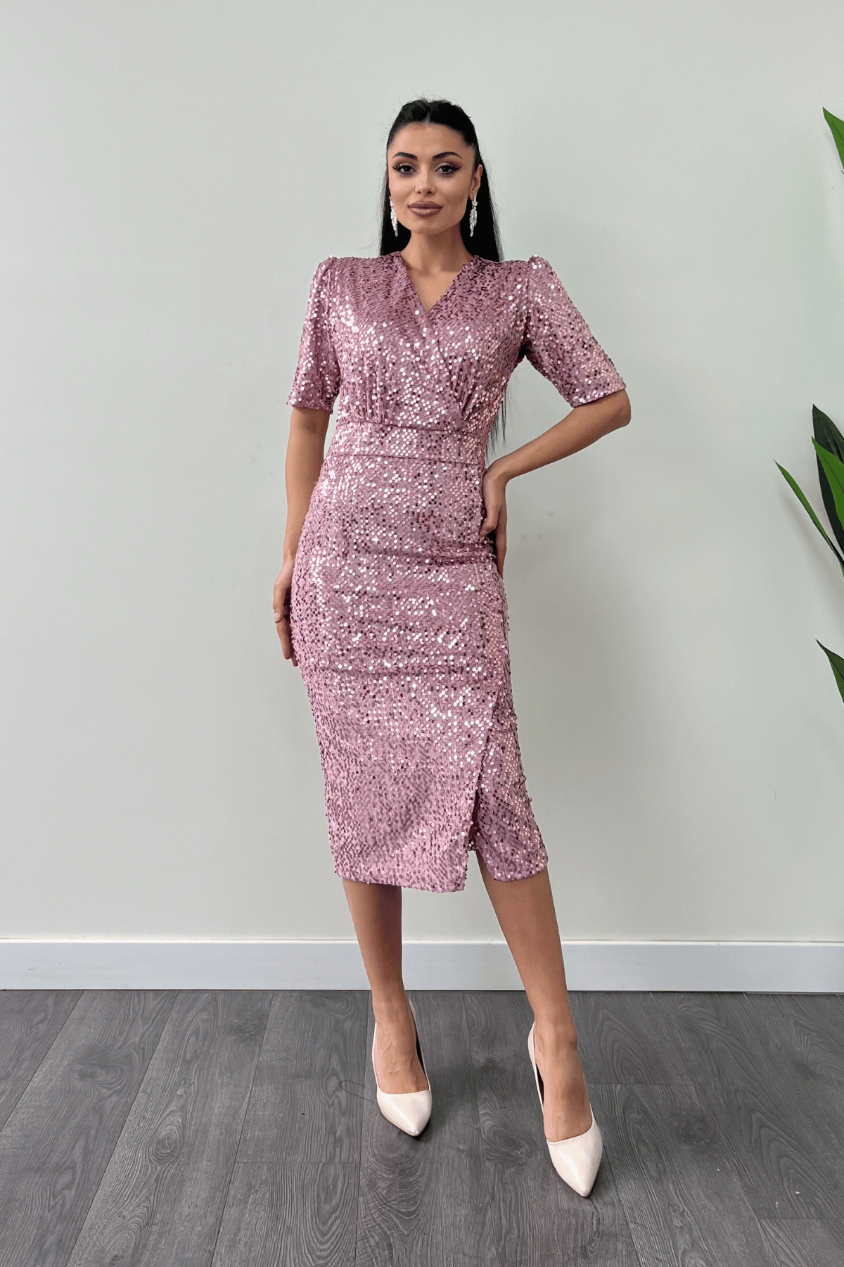 فستان جاكيت مخملي ترتر - لون البودرة