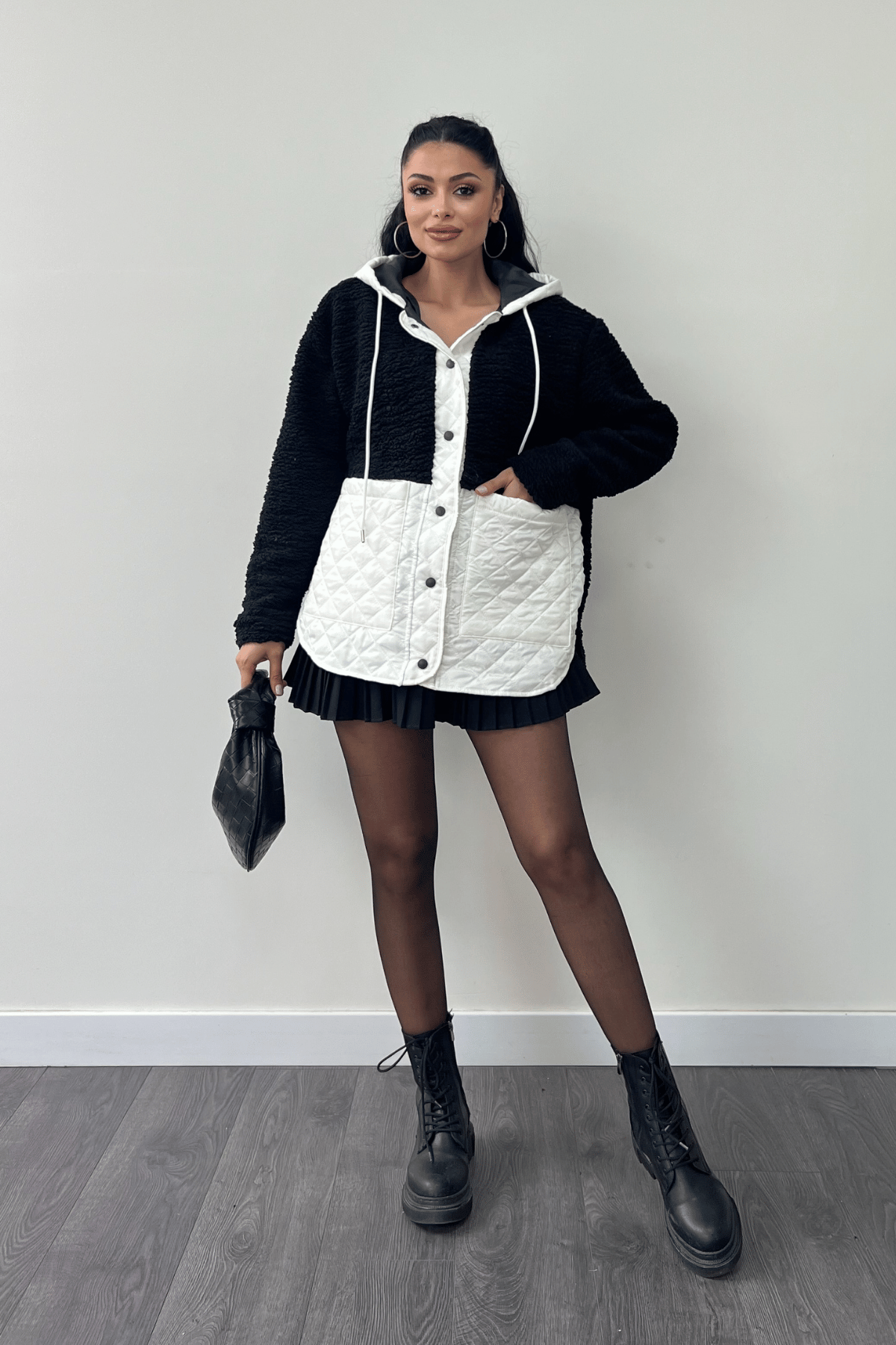 Kapitone Kumaş Peluş Garnili Ceket - SİYAH