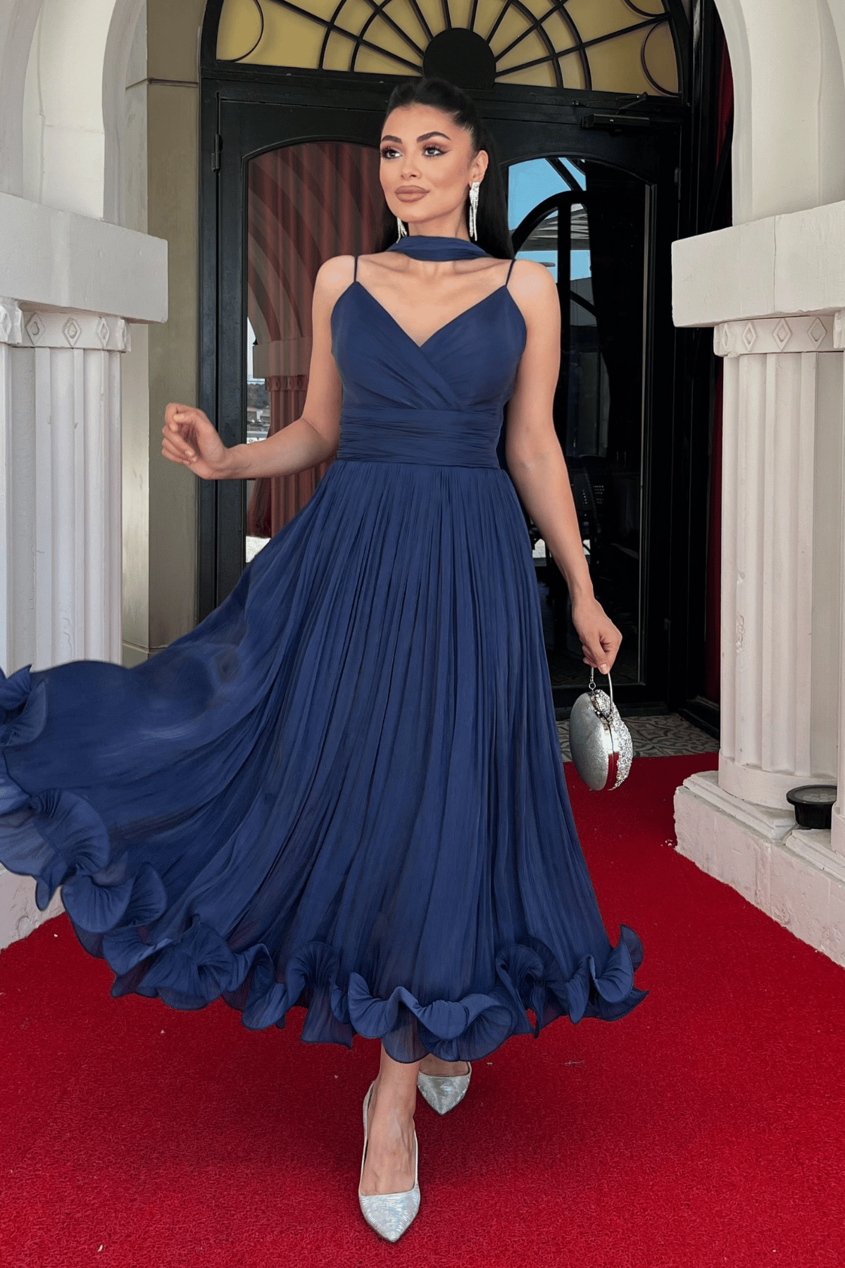 Kırinkıl Saten Kumaş Askılı Midi Boy Elbise - LACİVERT