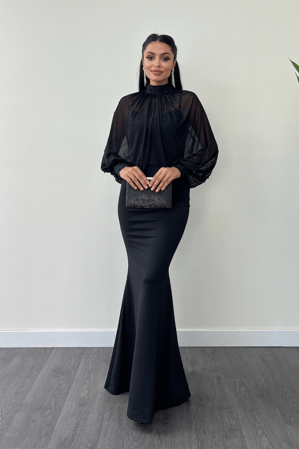 Krep Kumaş İnci Bolero Detaylı Balık Elbise - SİYAH